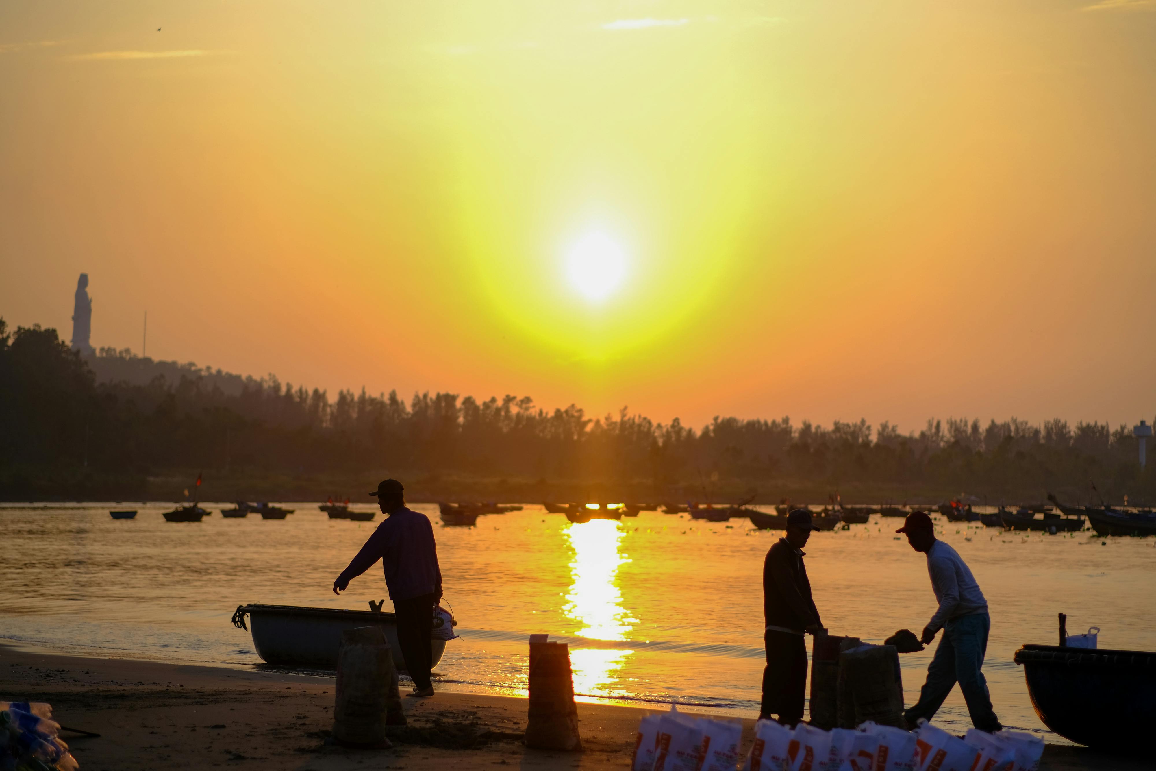 Trung tâm nghiên cứu văn học, phát triển nhà văn Việt Nam