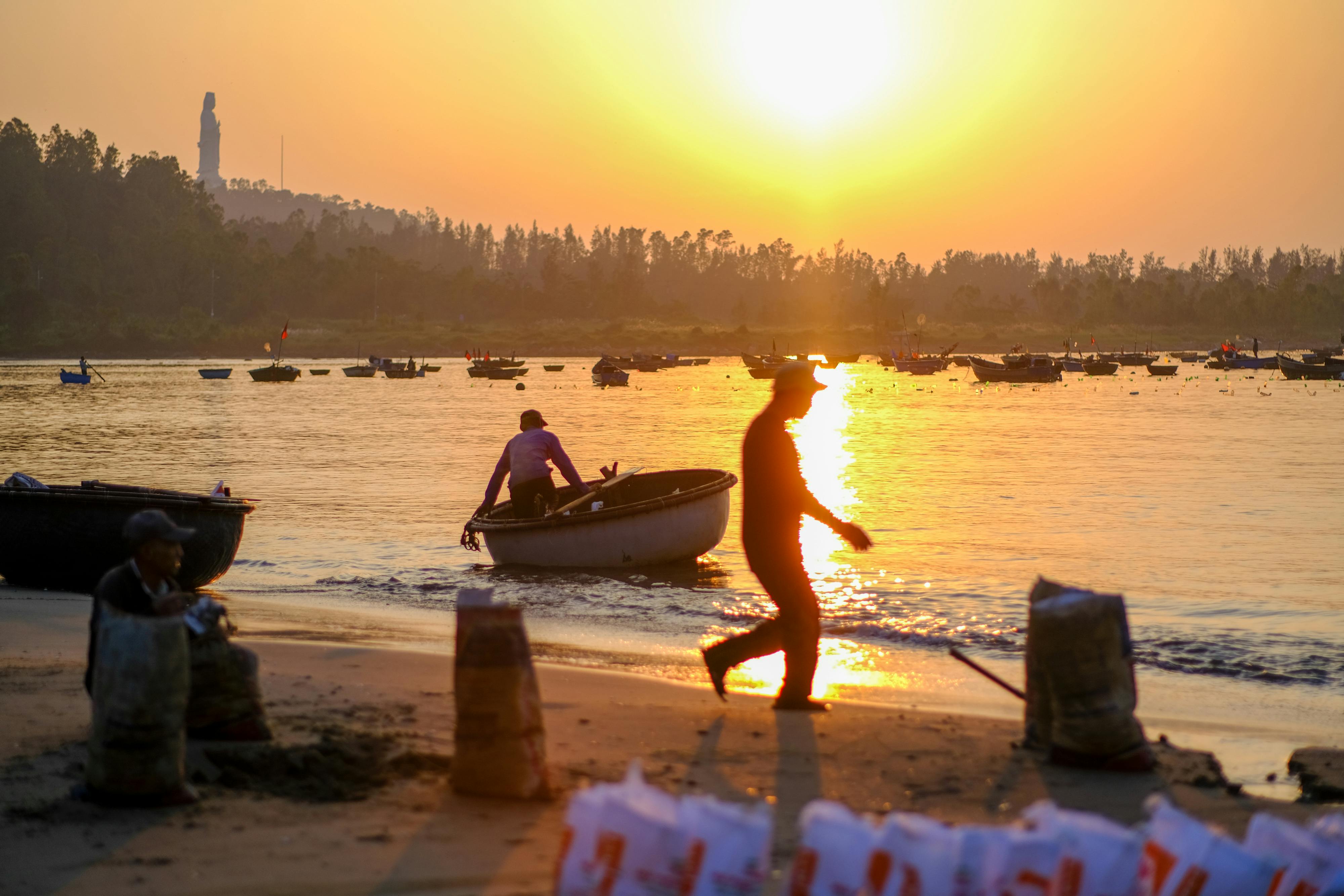 Trung tâm nghiên cứu văn học, phát triển nhà văn Việt Nam
