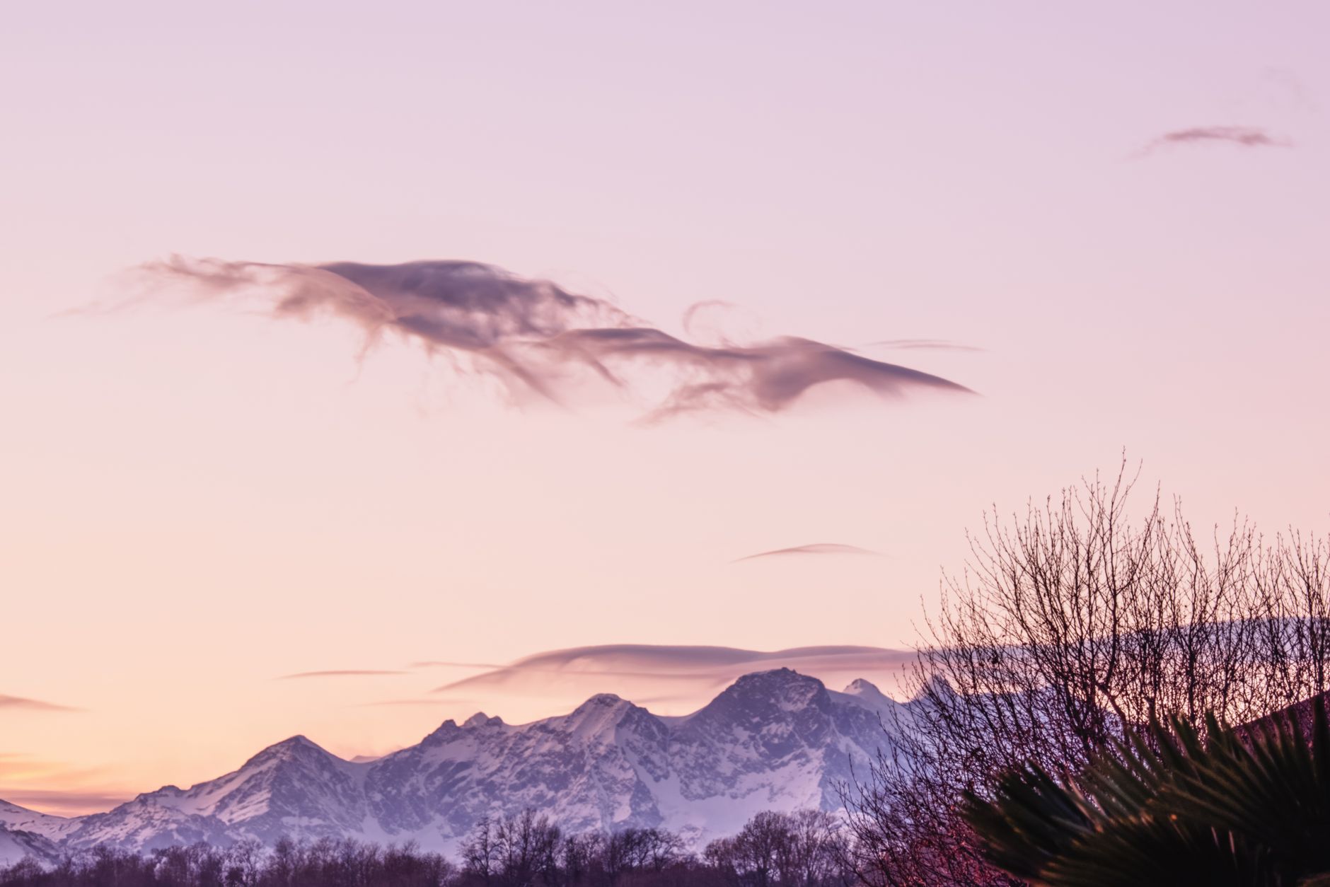 Berge & Sonnenuntergang in der Natur – Malerisches Landschaftsfoto (von Rino Adamo, 11132×7426, #35201513)