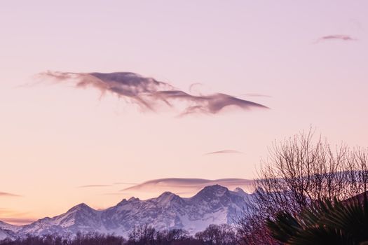 Berge & Sonnenuntergang in der Natur – Malerisches Landschaftsfoto (von Rino Adamo, 11132×7426, #35201513)