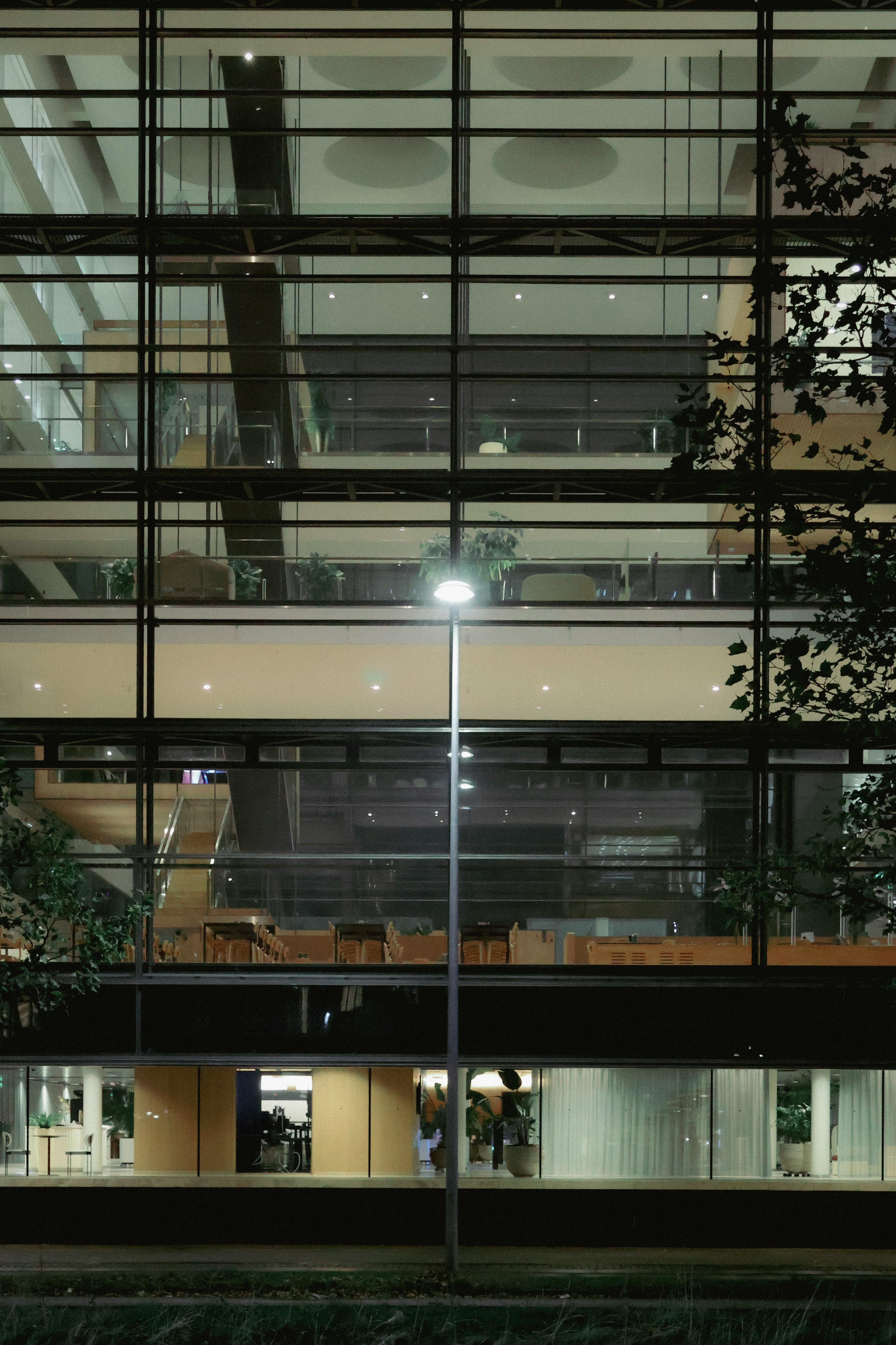 Business Summaries - Beating The Street By Peter Lynch