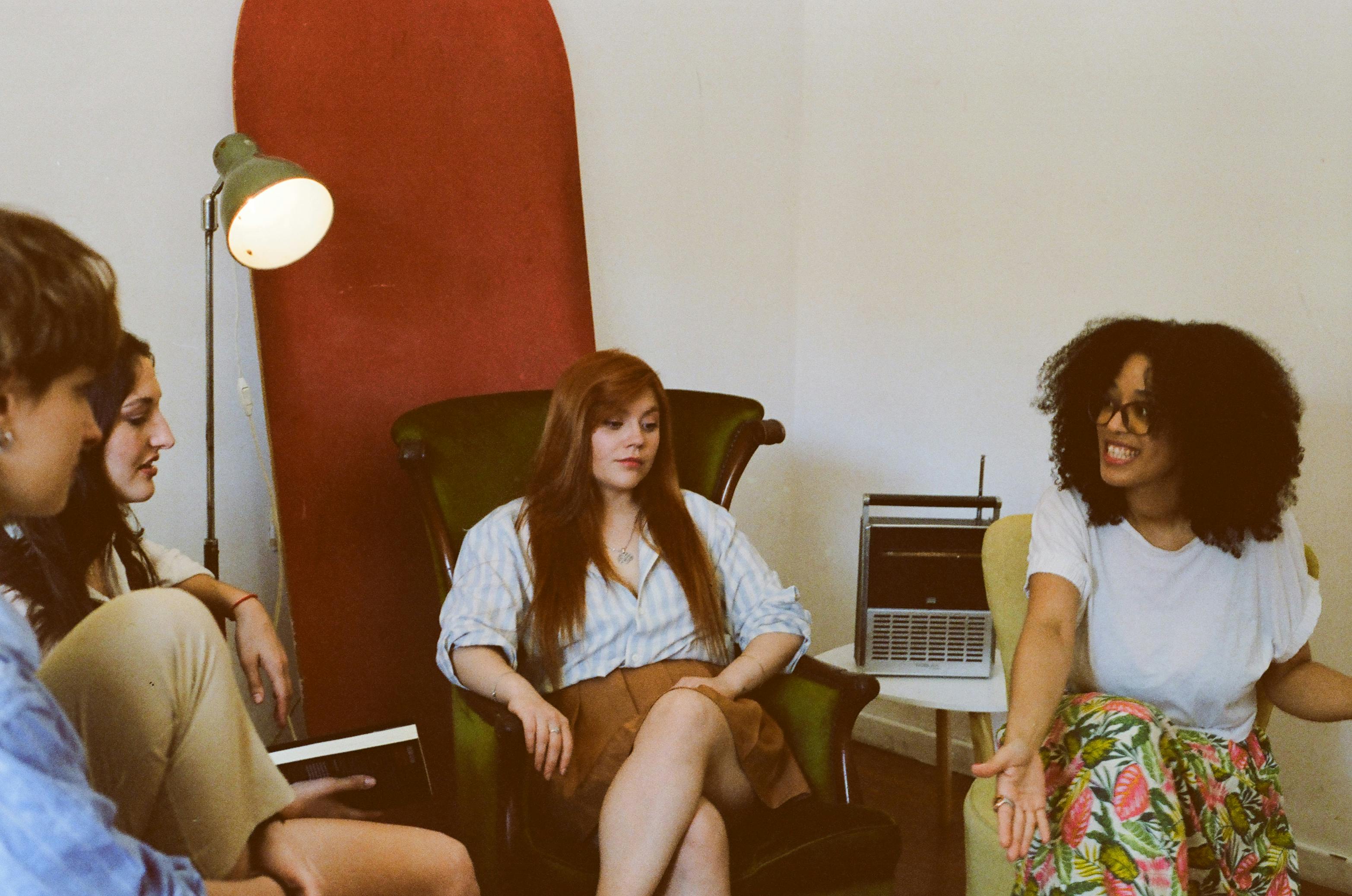 analytics dashboard showing content completion rates and member engagement trends, highlighting structured content performance