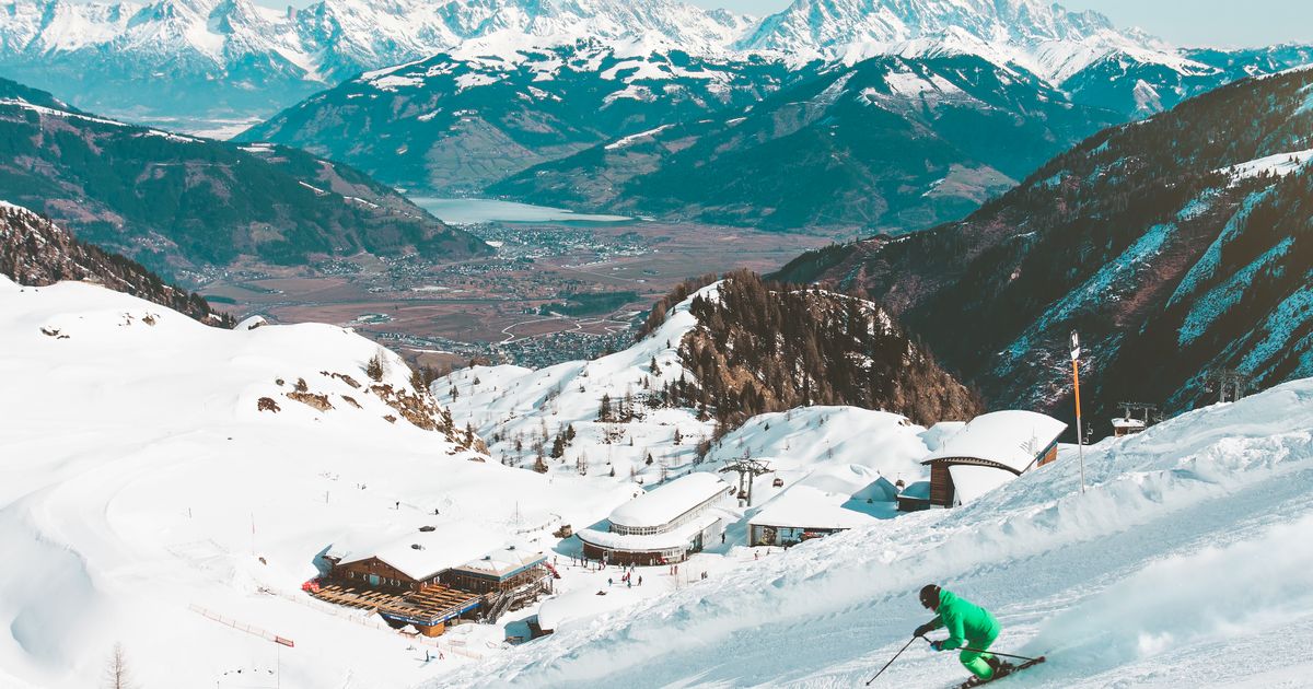 How Ski Resorts Make Snow - Snowmaking Explained