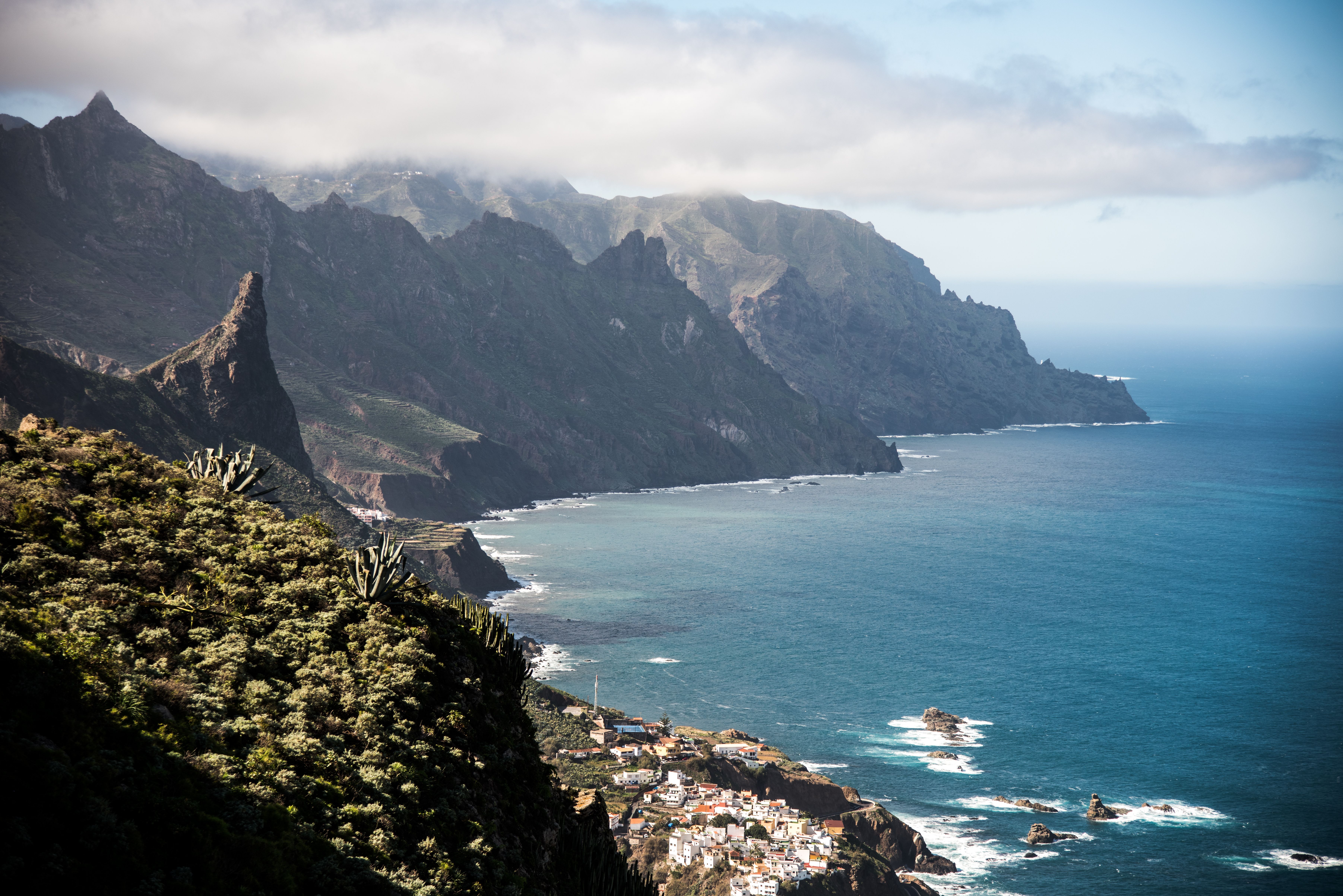 stunning-cliffs-and-coastline-in-tenerife-free-stock-photo