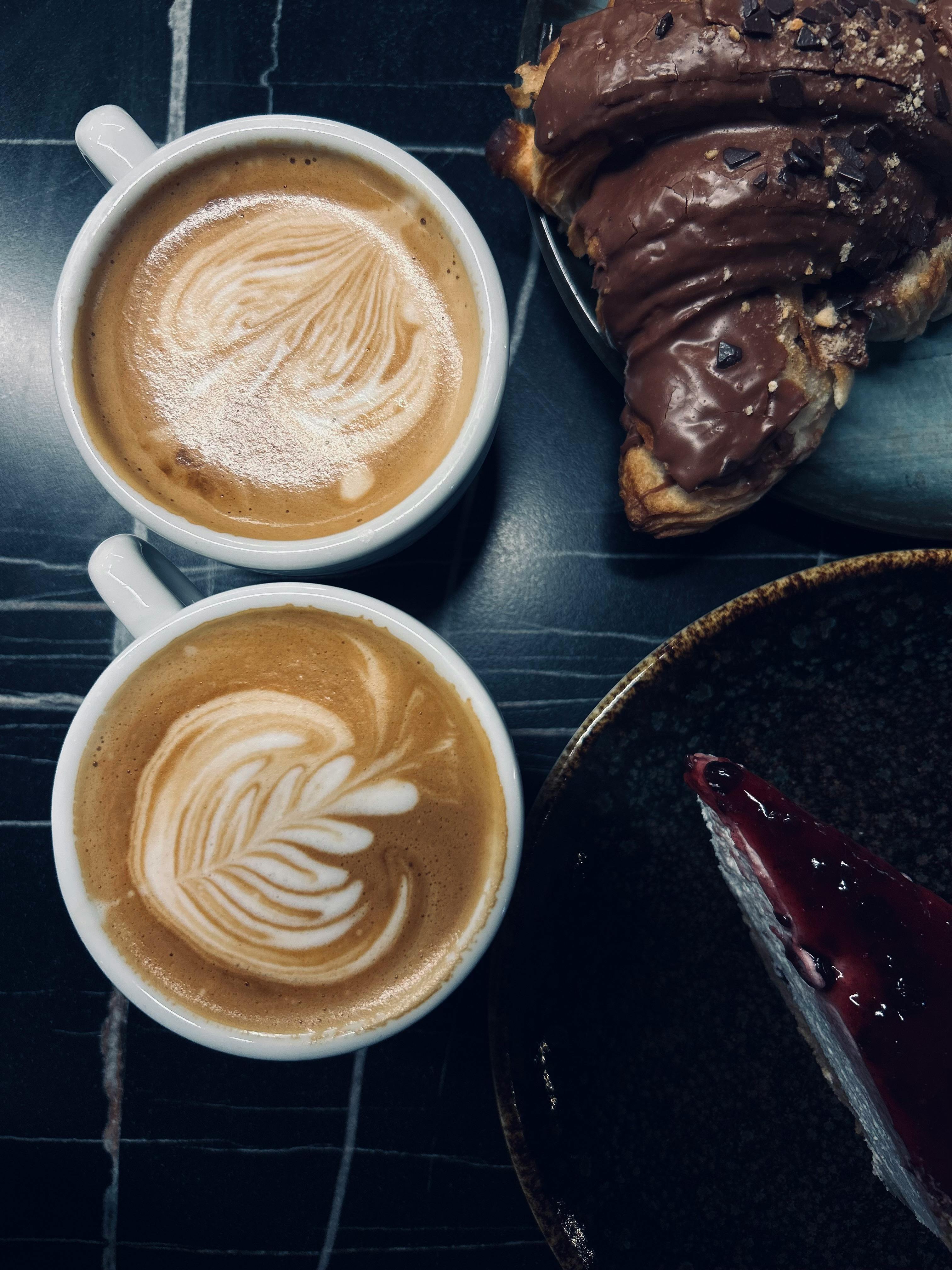 Enjoy artisan coffee with delicious pastries in Shkupi, North Macedonia. A perfect blend of flavors for food lovers.