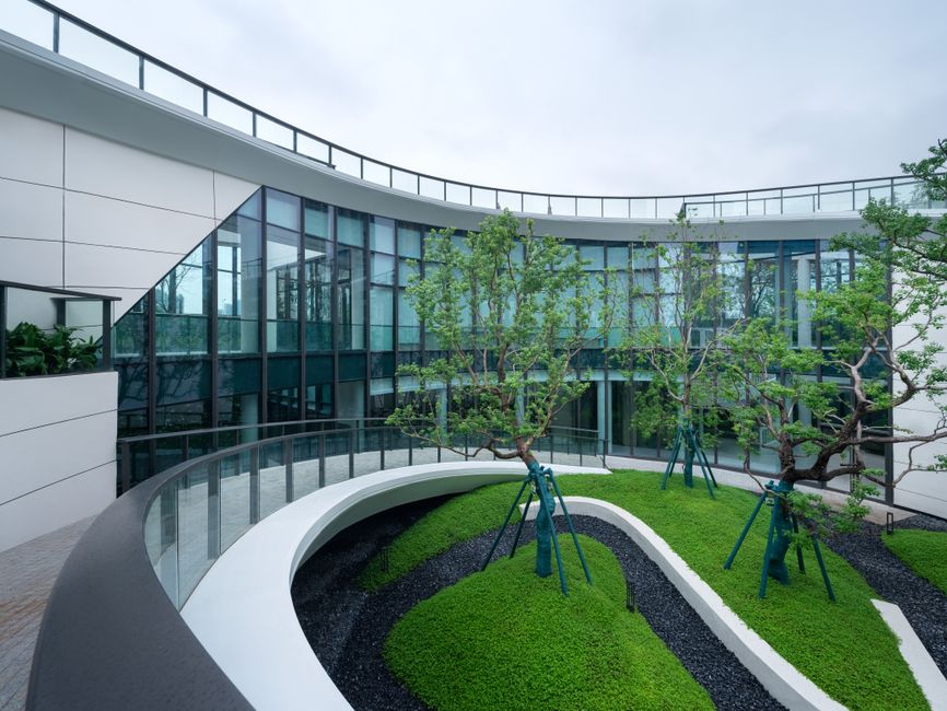 modern office courtyard with integrated patios and garden beds - commercial garden design modern office courtyard with integrated patios and garden beds - commercial garden design