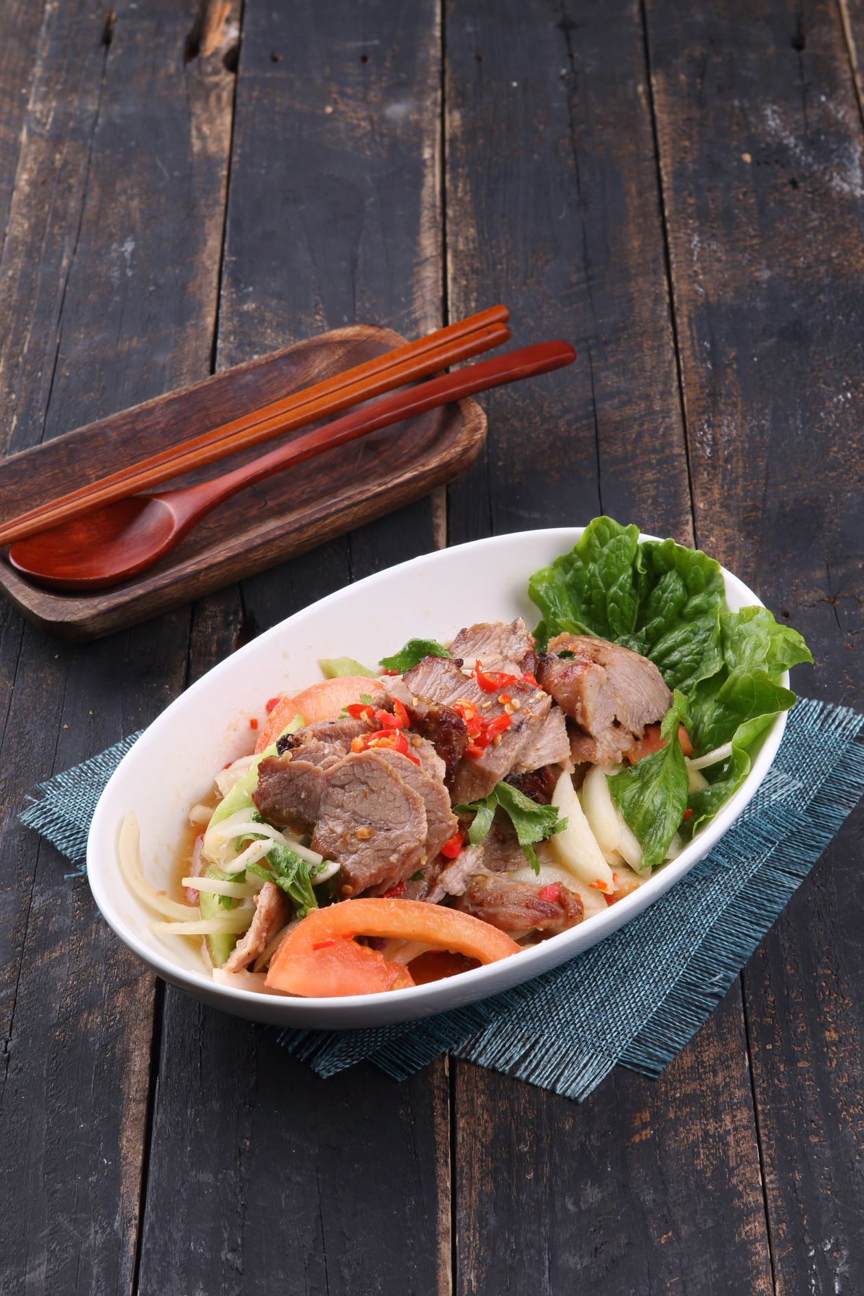 Gỏi bò kiểu Thái chua cay