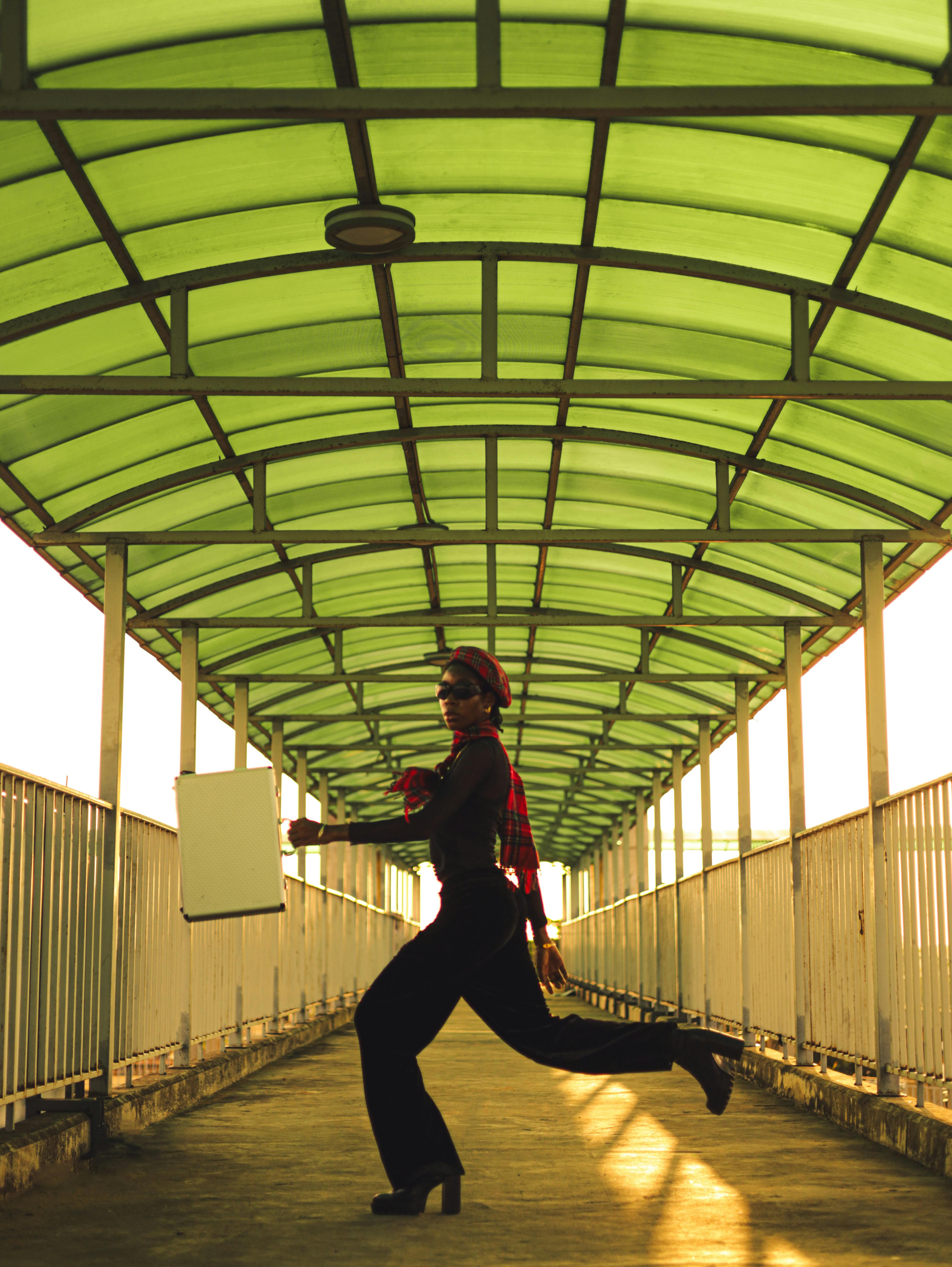 Full+Bush+Women Photos, Download The BEST Free Full+Bush+Women Stock ...