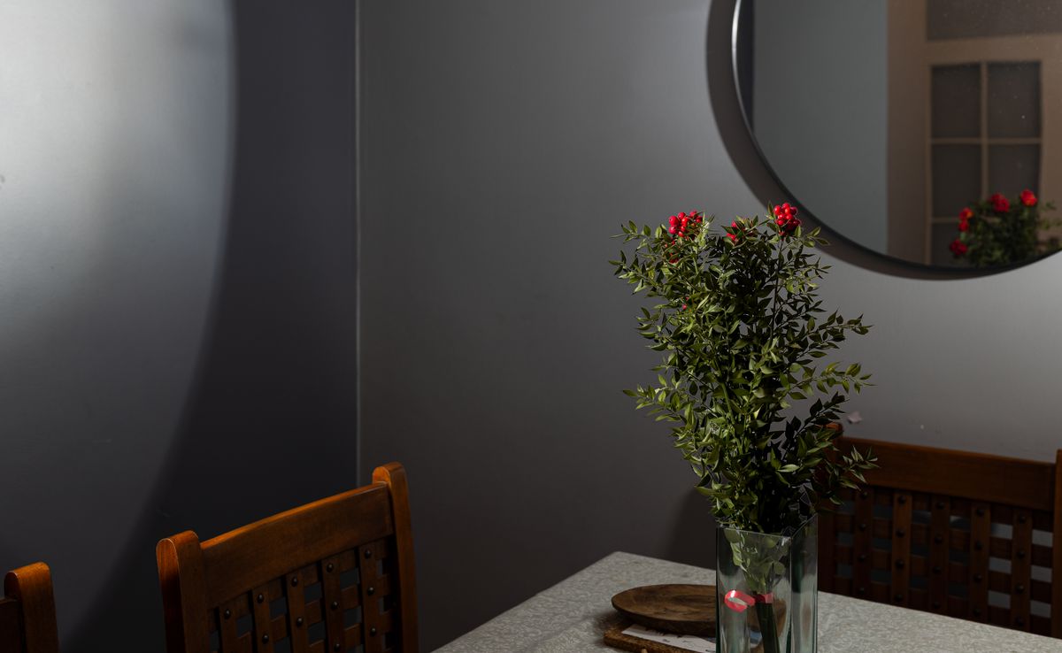 Setting the Mood: Ambient Lighting for Living Rooms