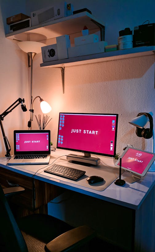 10,000+ Best Computer Photos · 100% Free Download · Pexels Stock Photos