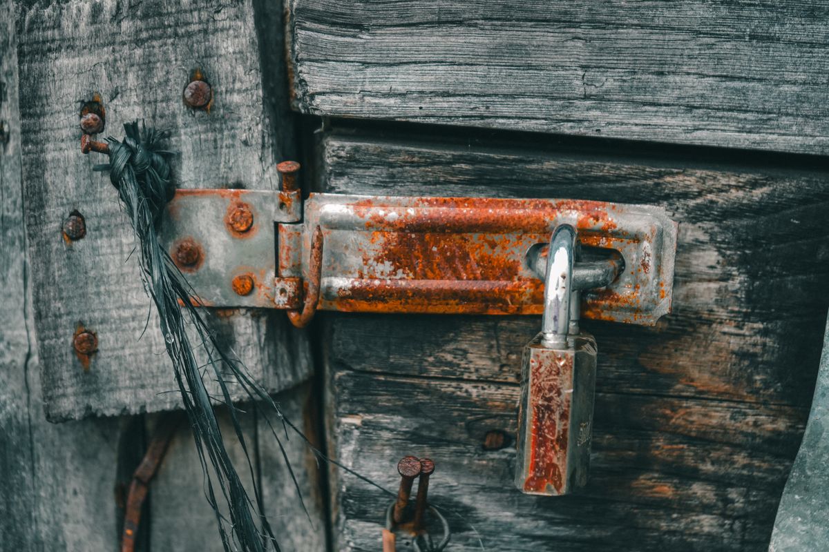 storage moves in Stallingborough — Loaded properly: blankets, straps and a plan in Stallingborough