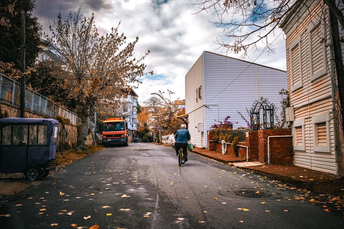 home removals in Strichen — Loaded properly: blankets, straps and a plan in Strichen