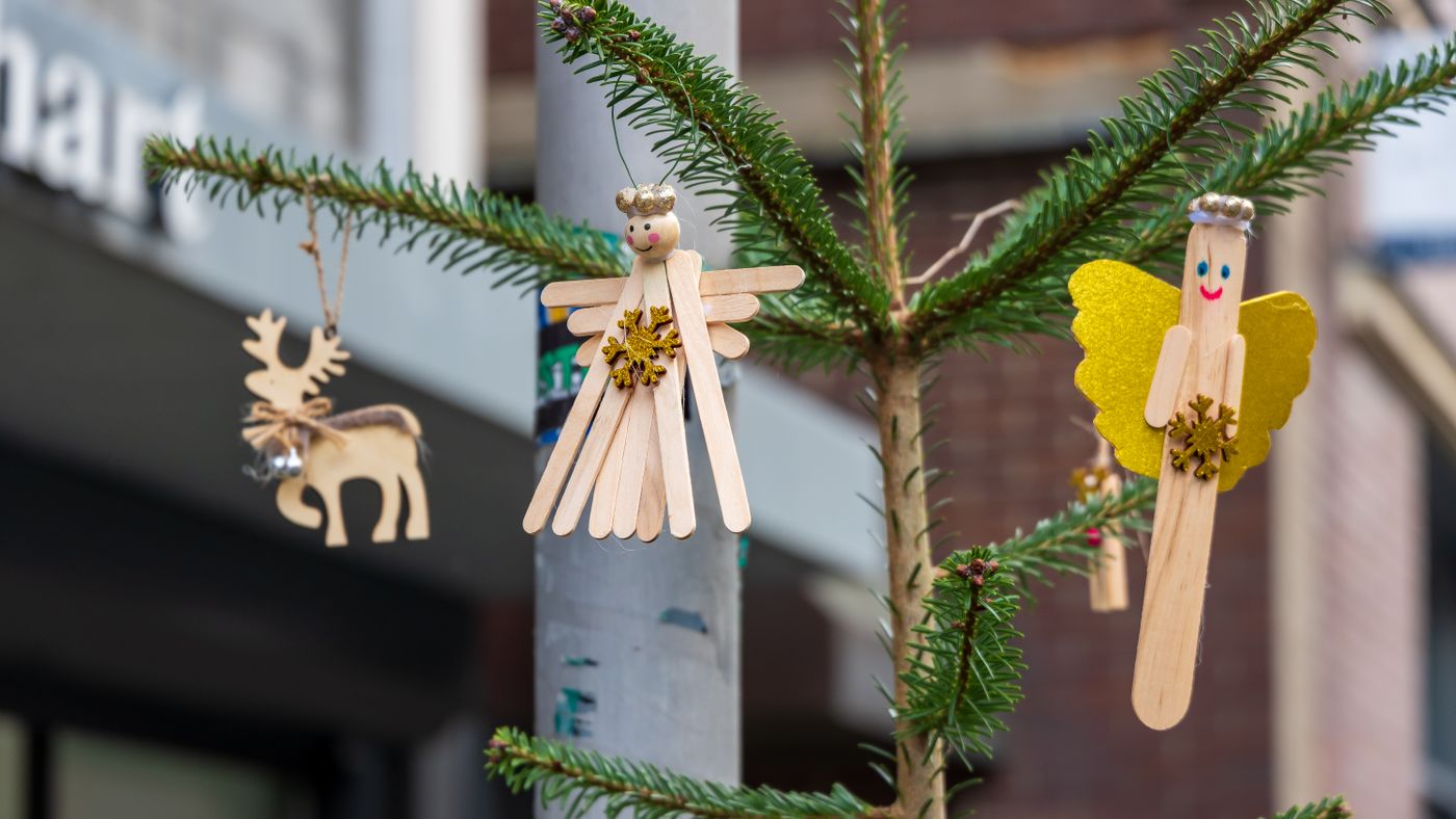 Christmas Books for Families That Actually Stick With Kids