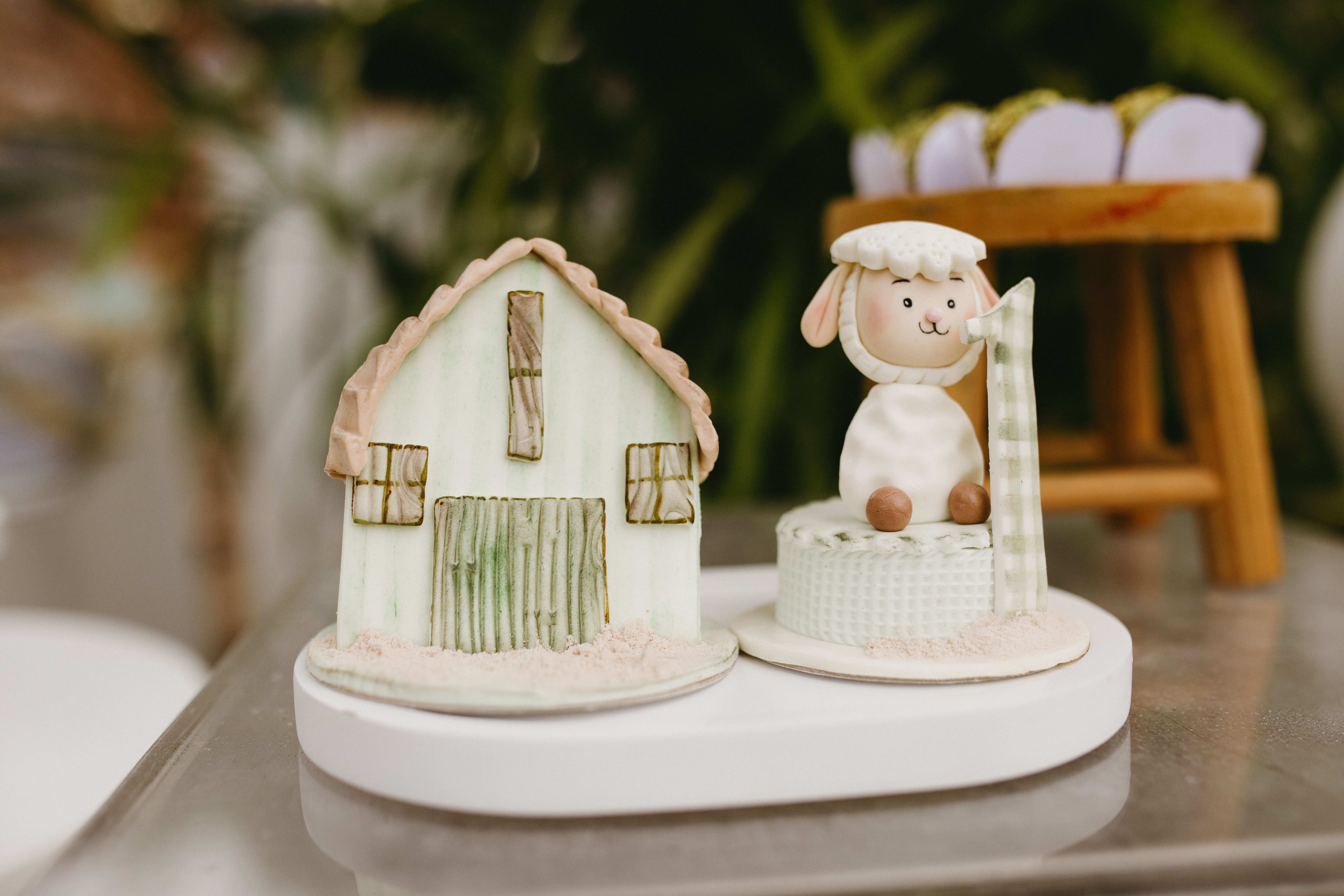 bespoke themed birthday Cairo — Adorable lamb and farm-themed cake topper for children's celebrations and birthdays.