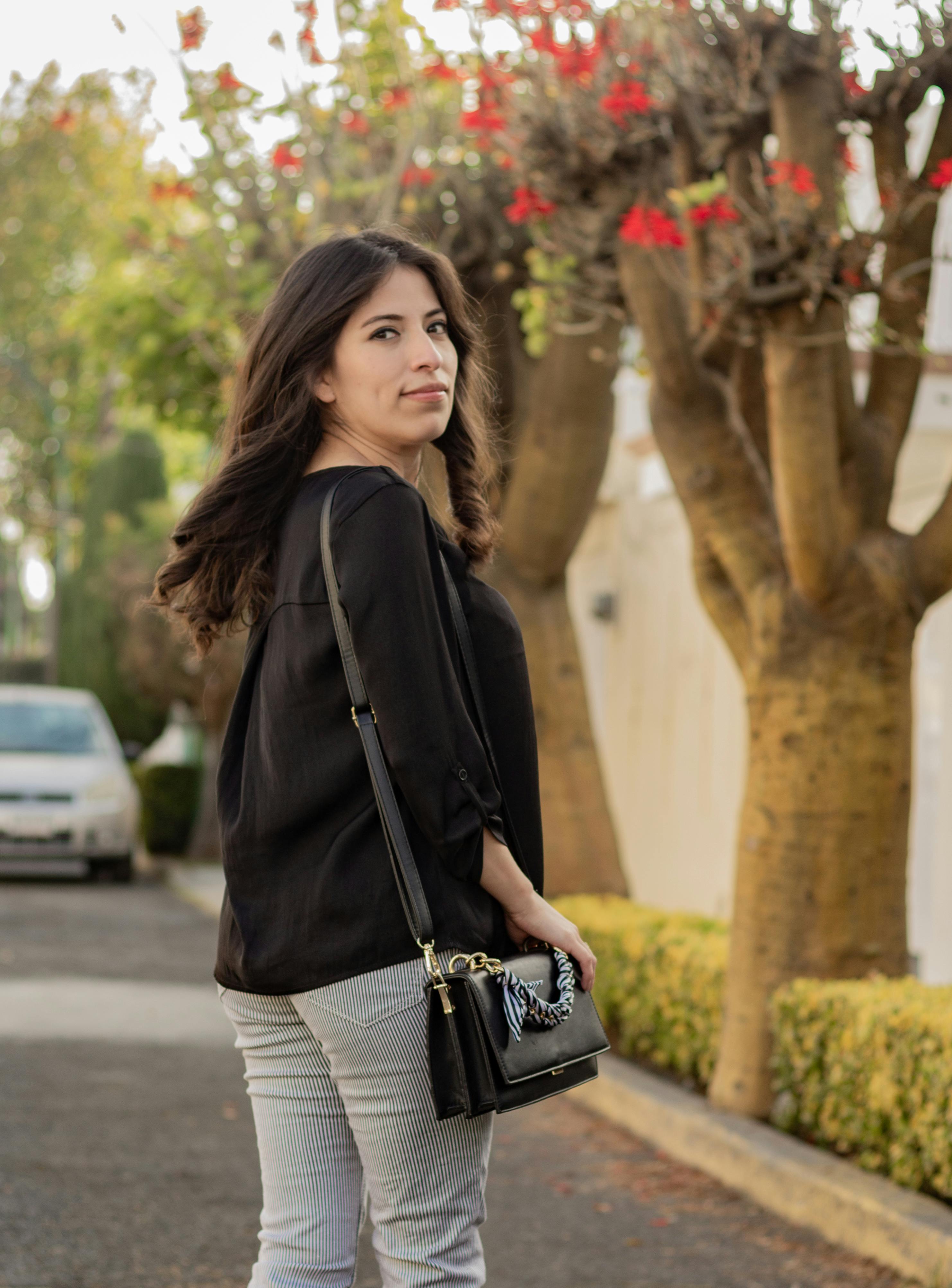 shoulder bag
