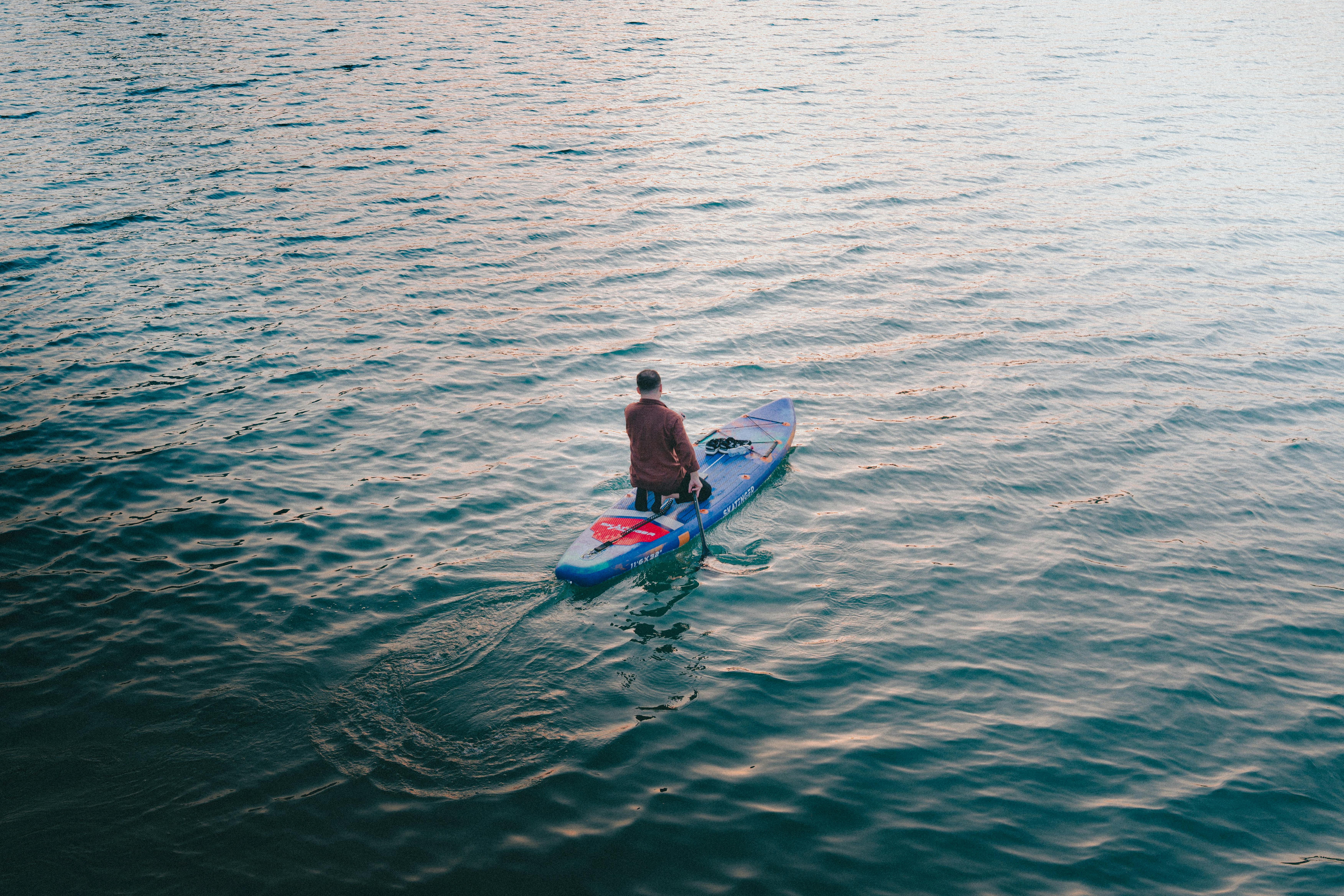 pickleball trends surf ski competitions — Photo by MÖV  Frame on Pexels