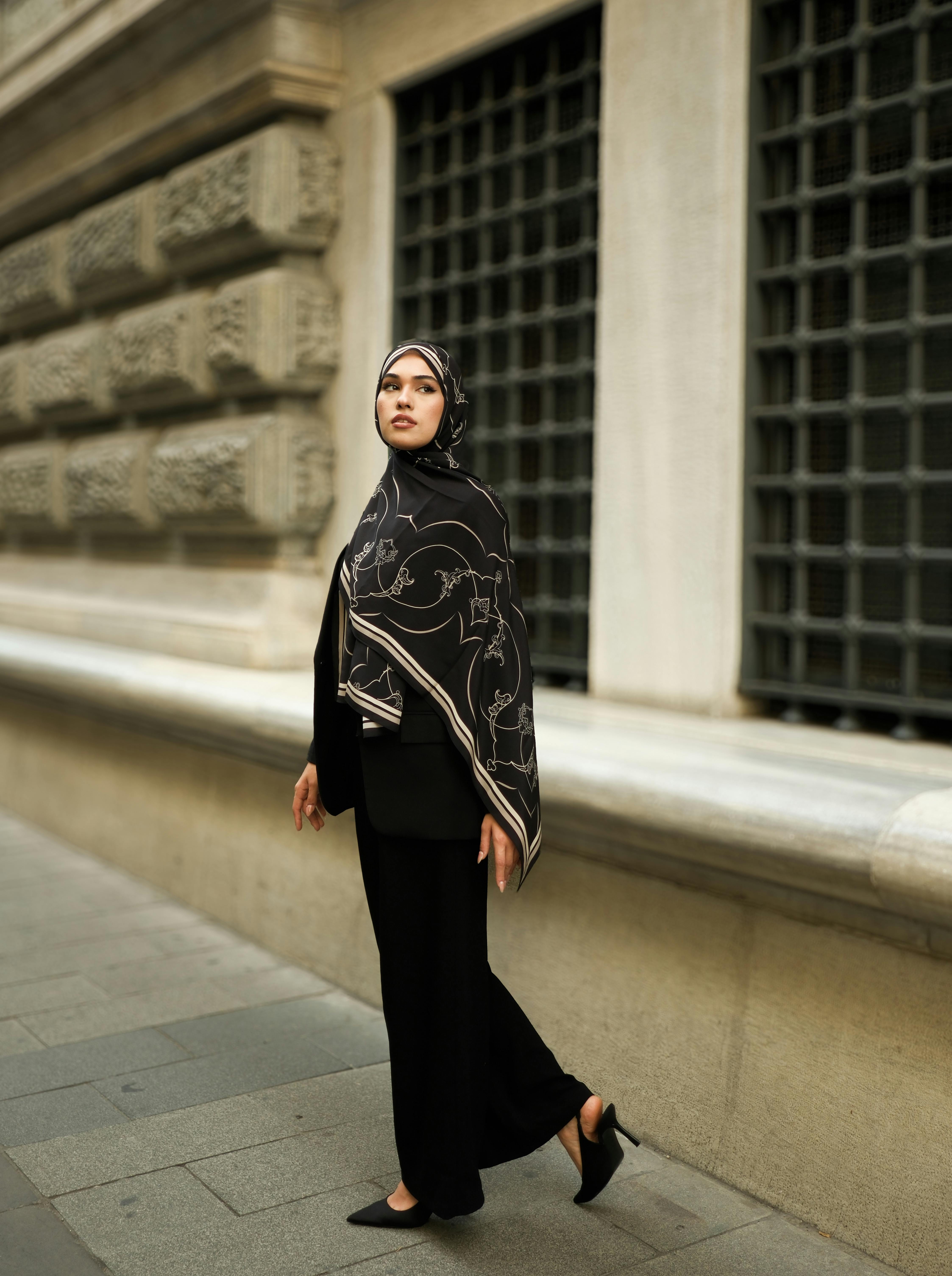 Overcoming Confidence Barriers