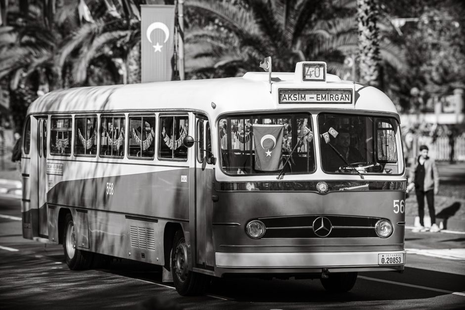 IVM G12 Luxury Bus 50-Seater