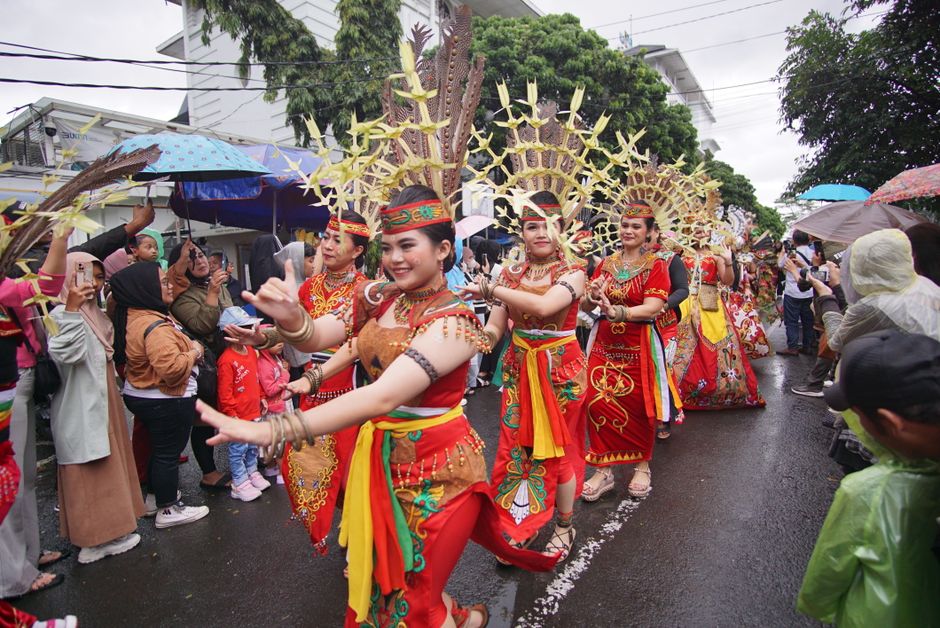 Merayakan Harmoni: Festival Tahun Masyarakat Blambanganumpu yang Penuh Makna