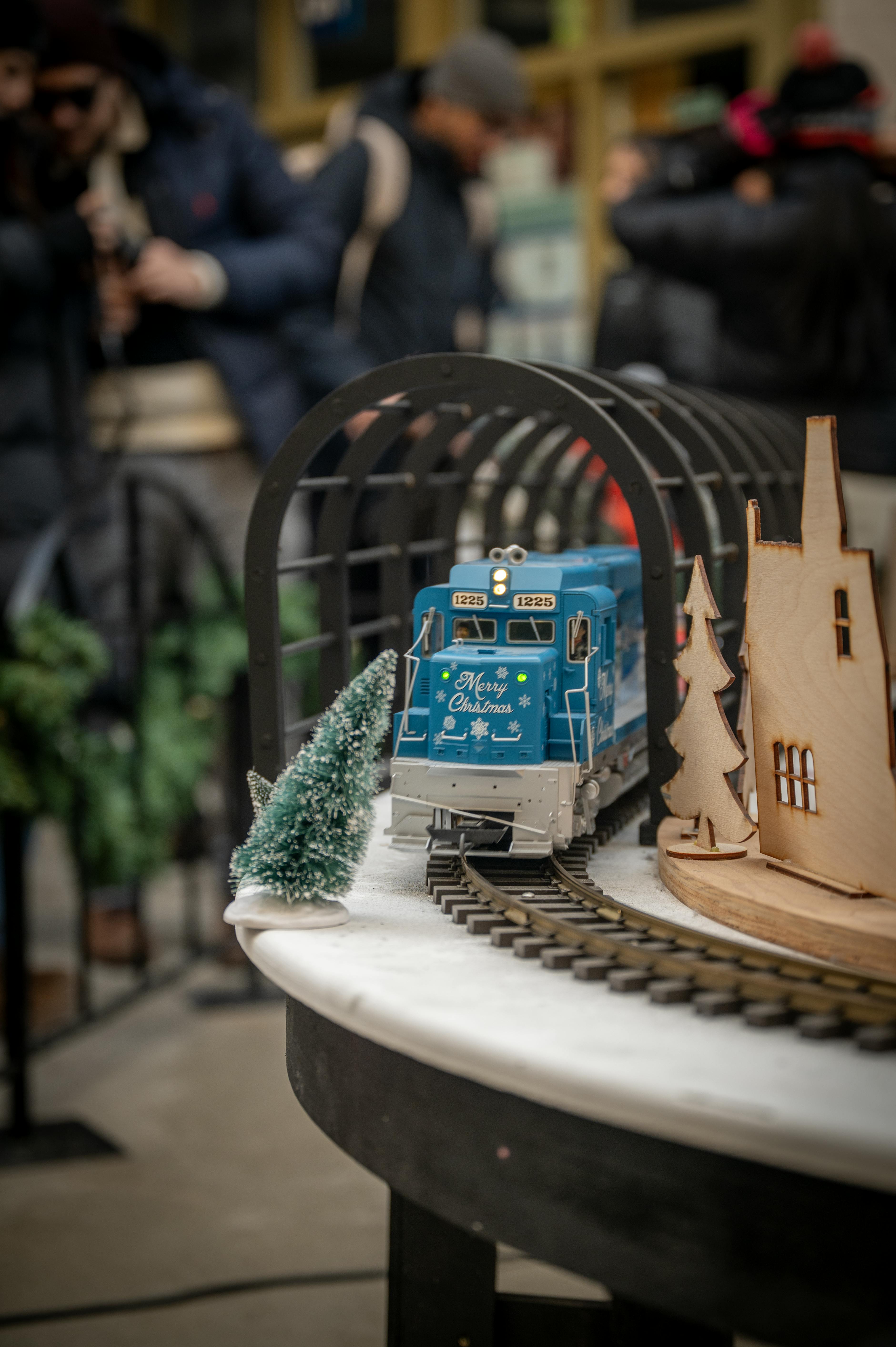 bezplatná Základová fotografie zdarma na téma dekorativní vlak, dovolená fandit, duch vánoc Základová fotografie