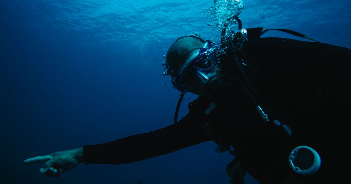 Underwater Navigation for Divers