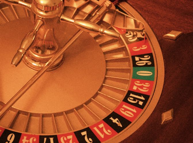 Online Casino: Spielautomaten und Live-Spiele im Überblick