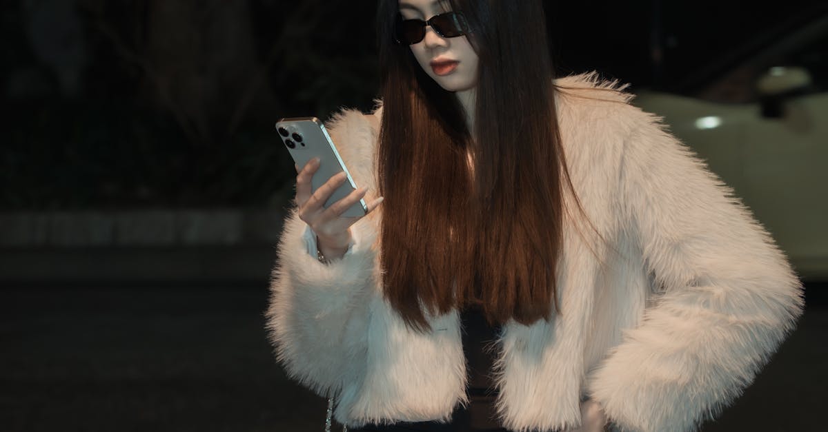 連網車輛AI:2025年金礦還是合規雷區?深度剖析商機與挑戰 連網車輛AI:2025年金礦還是合規雷區?深度剖析商機與挑戰