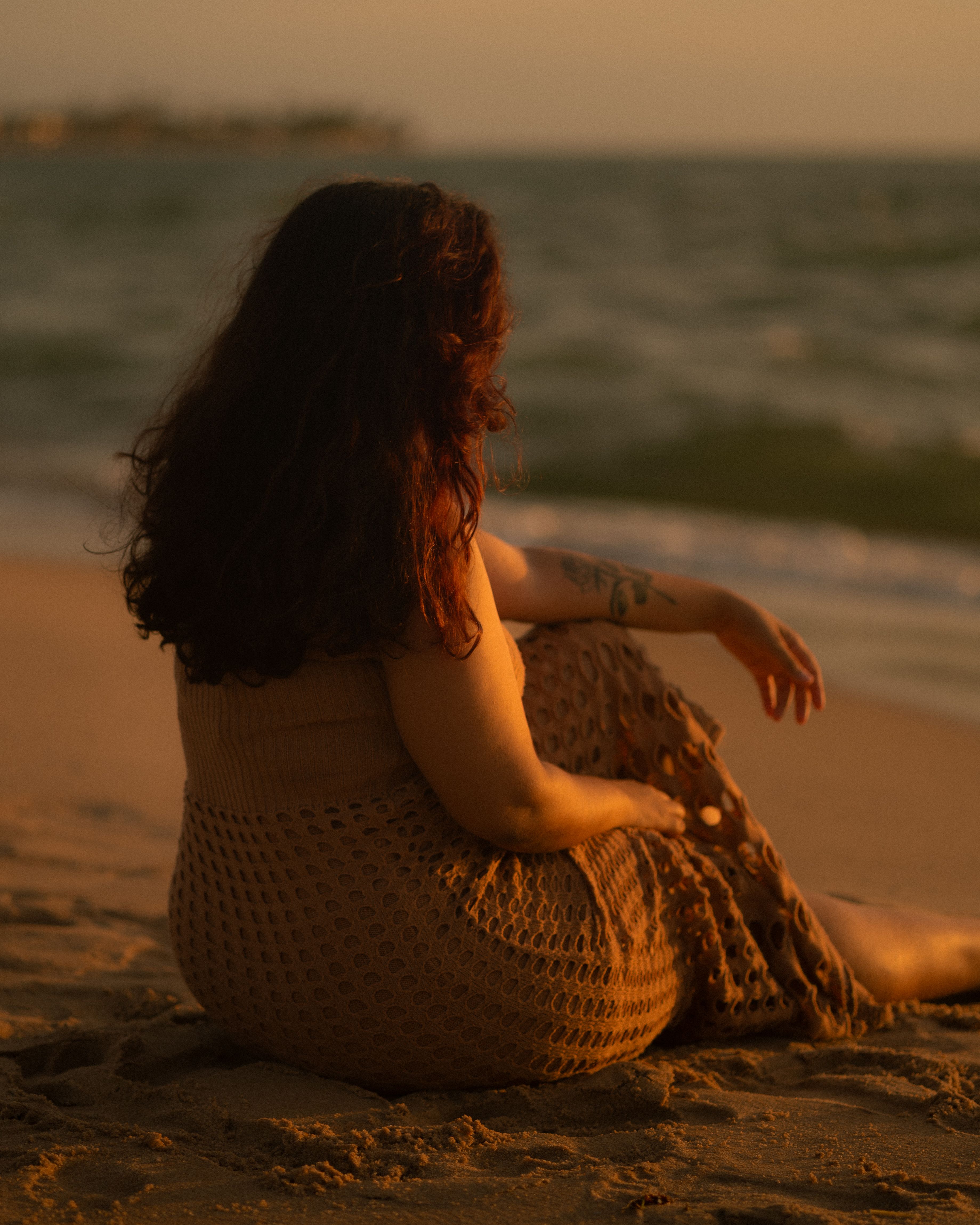 Women beach dress fluorescence main image 1