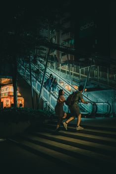 Futuristisches Lebendig & Tokyo – Malerisches Cyberpunk-Motiv