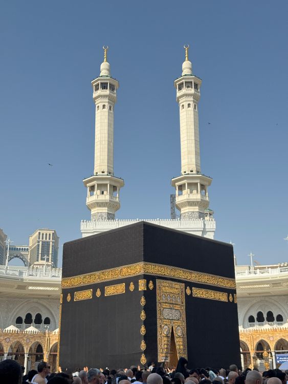 Kaaba At Masjid Al Haram In Mecca Saudi Arabia Free Stock Photo kaaba-at-masjid-al-haram-in-mecca-saudi-arabia-free-stock-photo