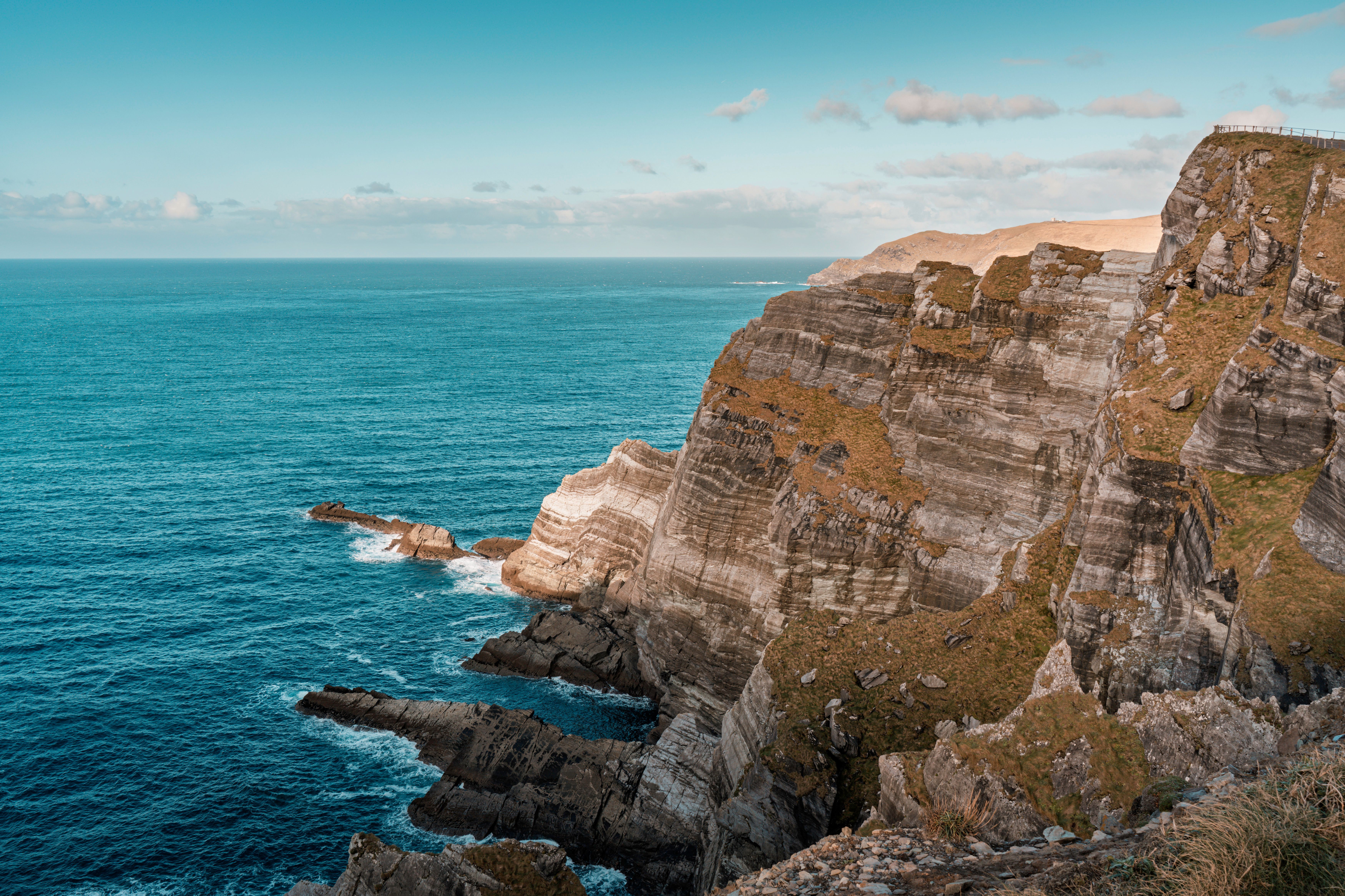 Stunning Cliffs and Ocean View in Ireland · Free Stock Photo