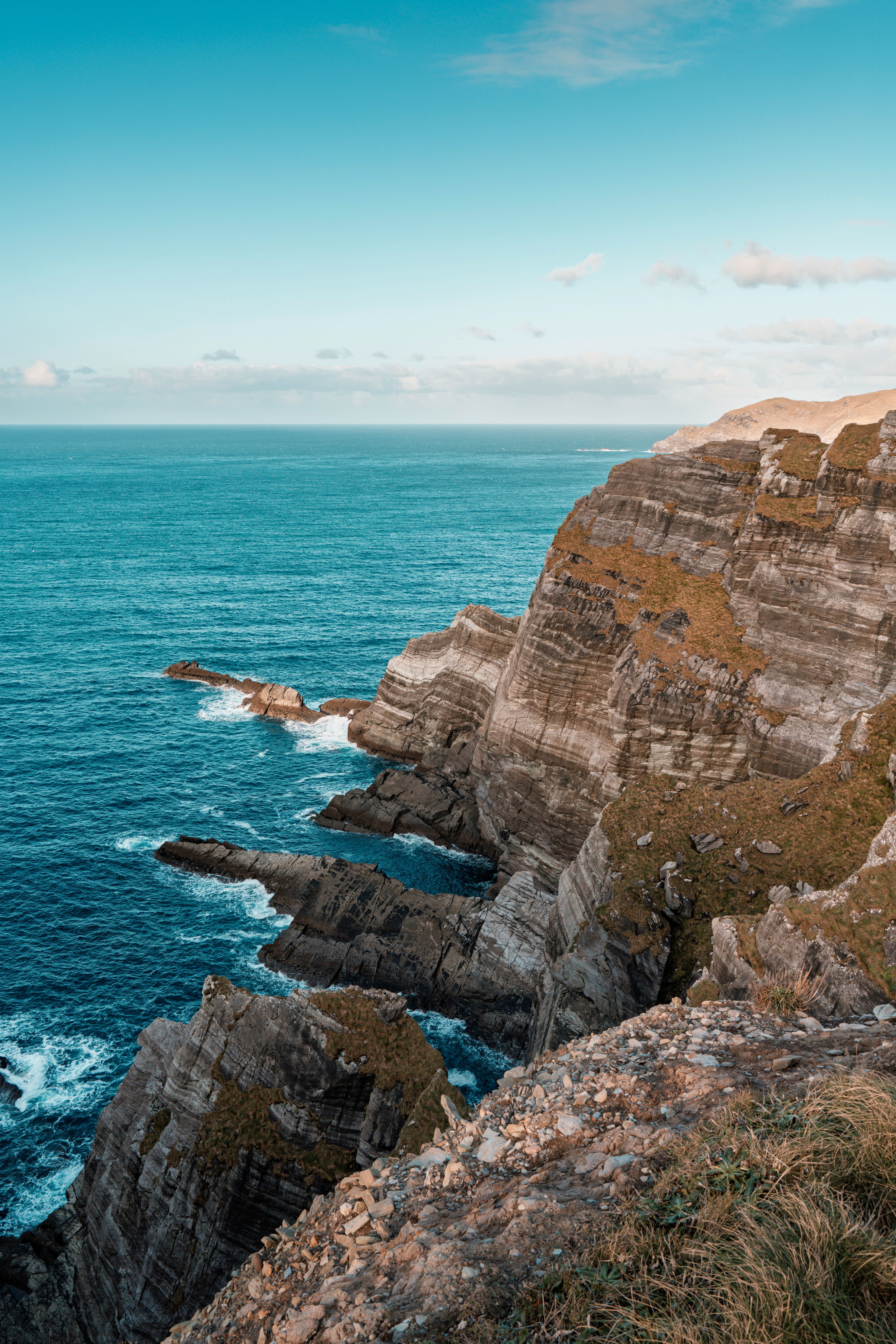 Dramatic Cliffs of the Irish Coastline · Free Stock Photo