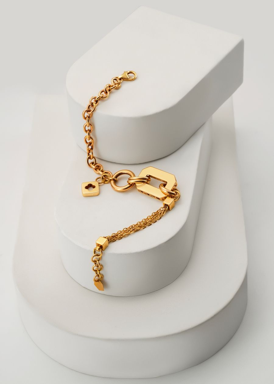 Pulsera rígida “Aro” bañada en oro