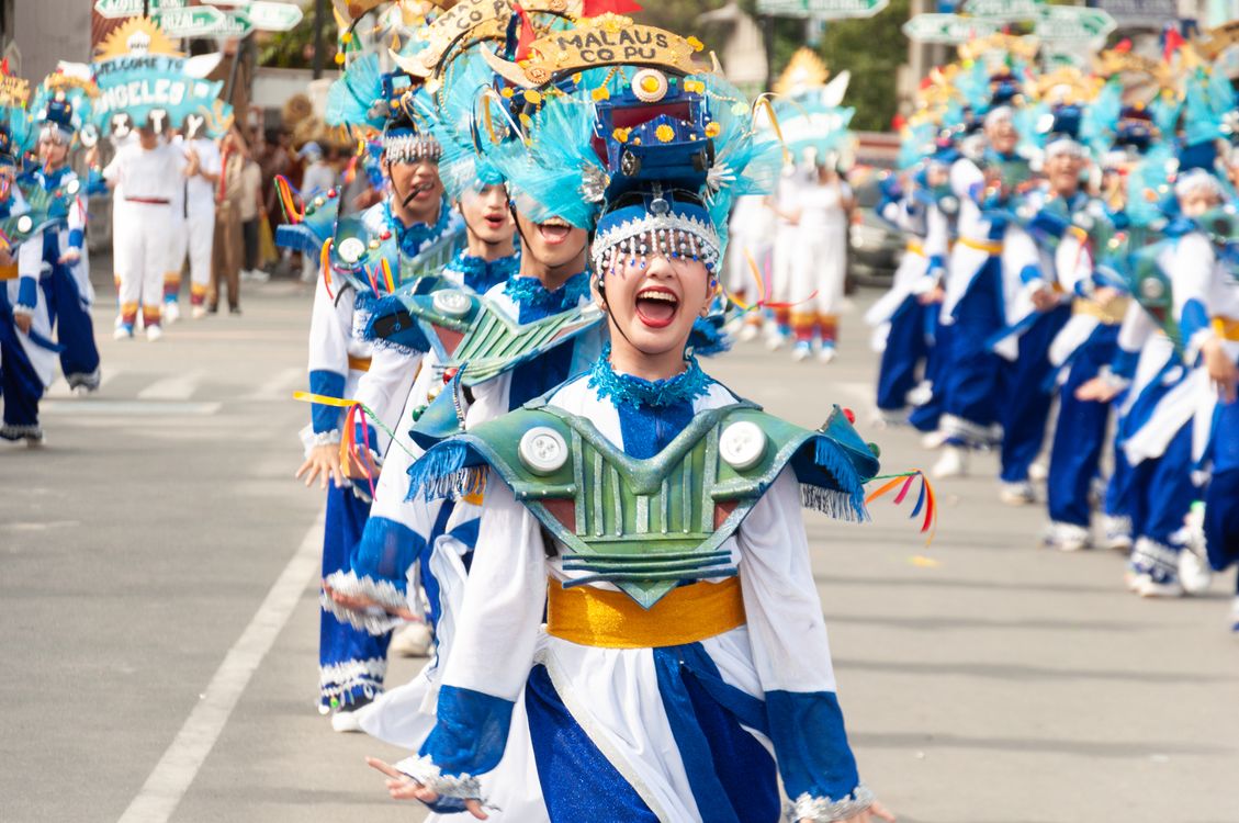 Example F Parades Vibrant Street Parade Celebration with Dancers · Free Stock Photo