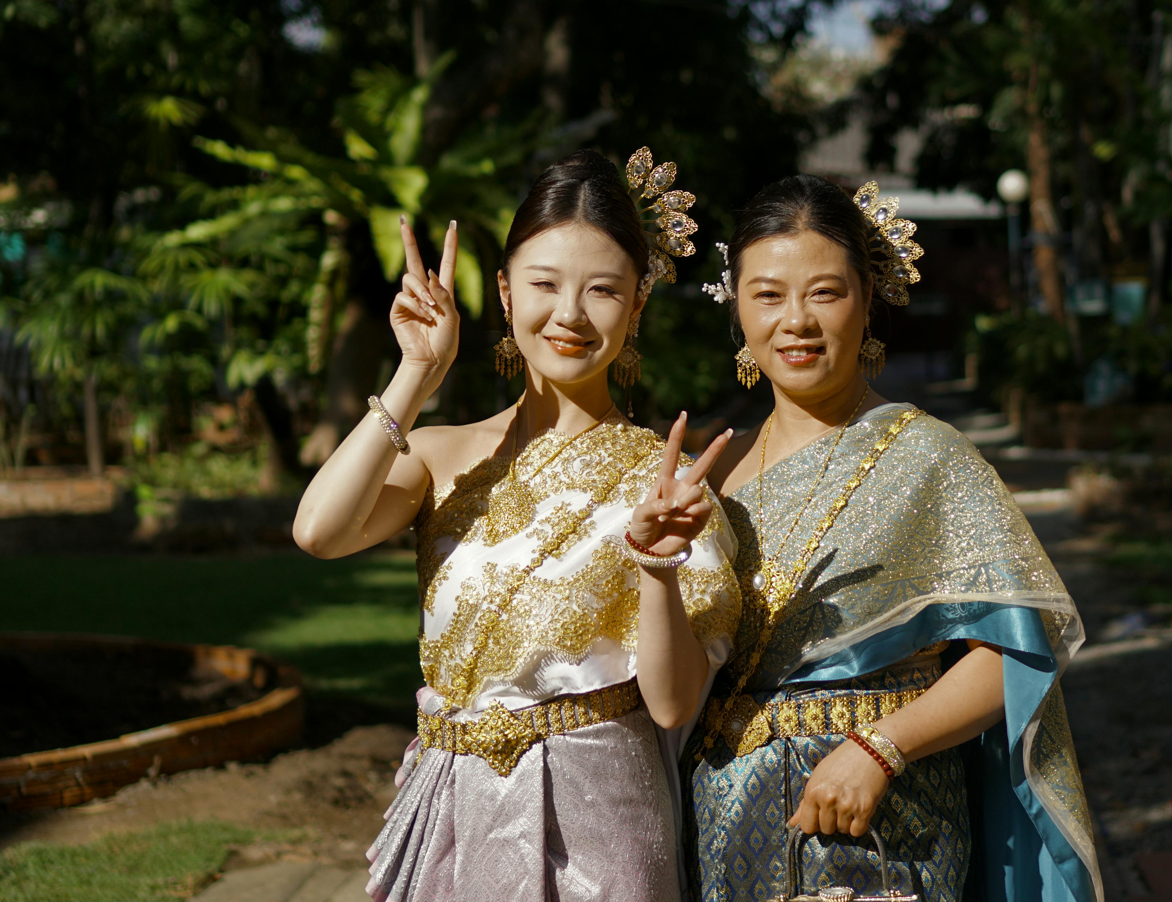 英國家庭為逃「房奴」生活 變賣家產移居泰國享高質素生活