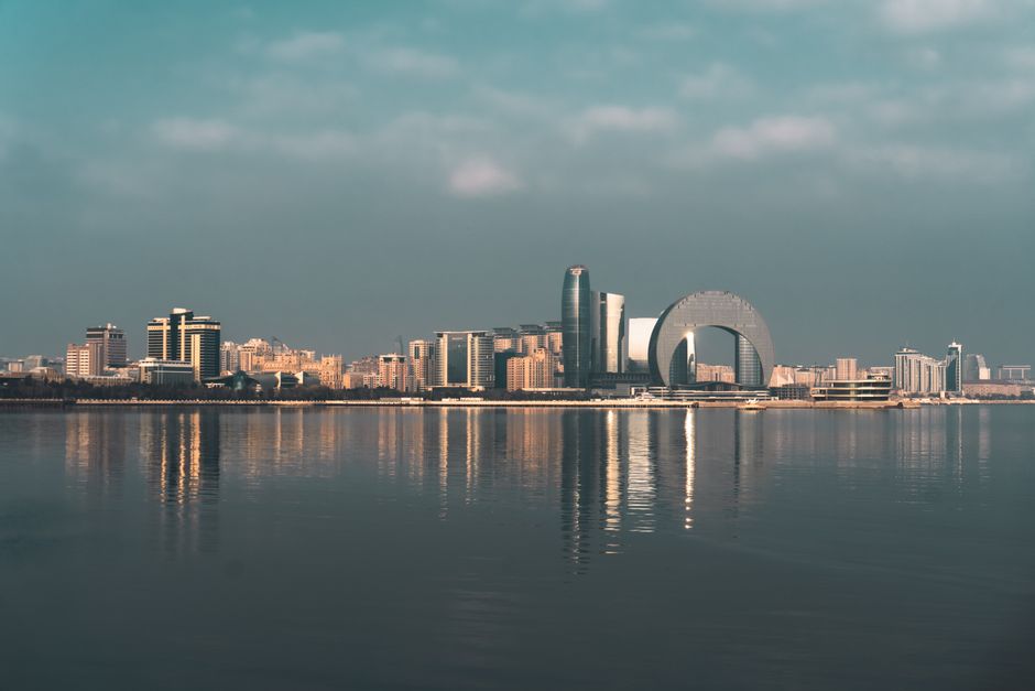 Baku - Luxury resort overlooking tropical waters