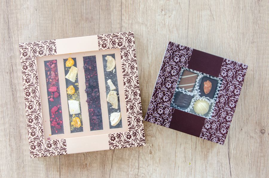 Cajas decoradas para chocolates gourmet