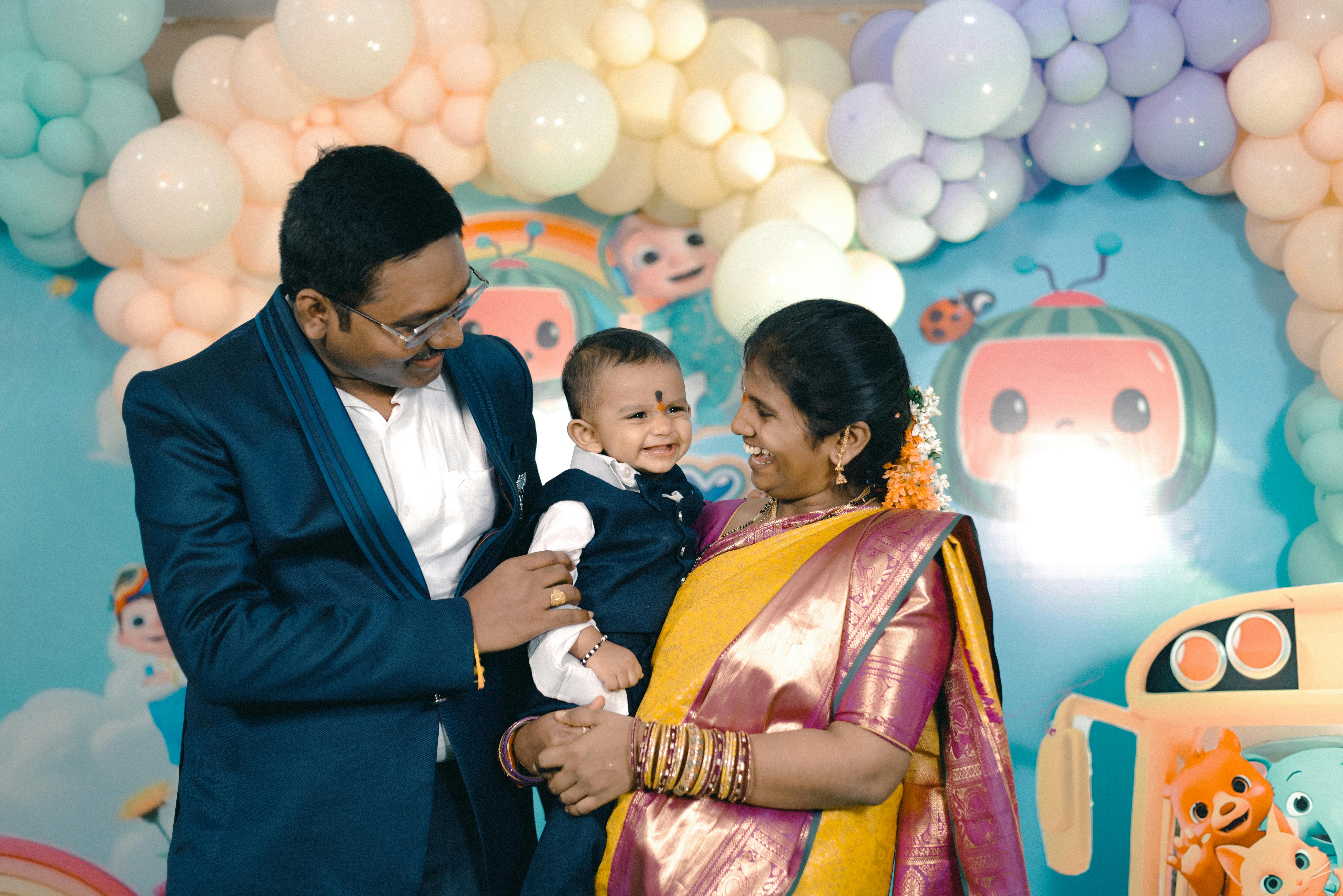 15 ‘CoComelon’ Songs That Help Kids Build Healthy Eating Habits - Parents — Photo by Suresh Photography on Pexels