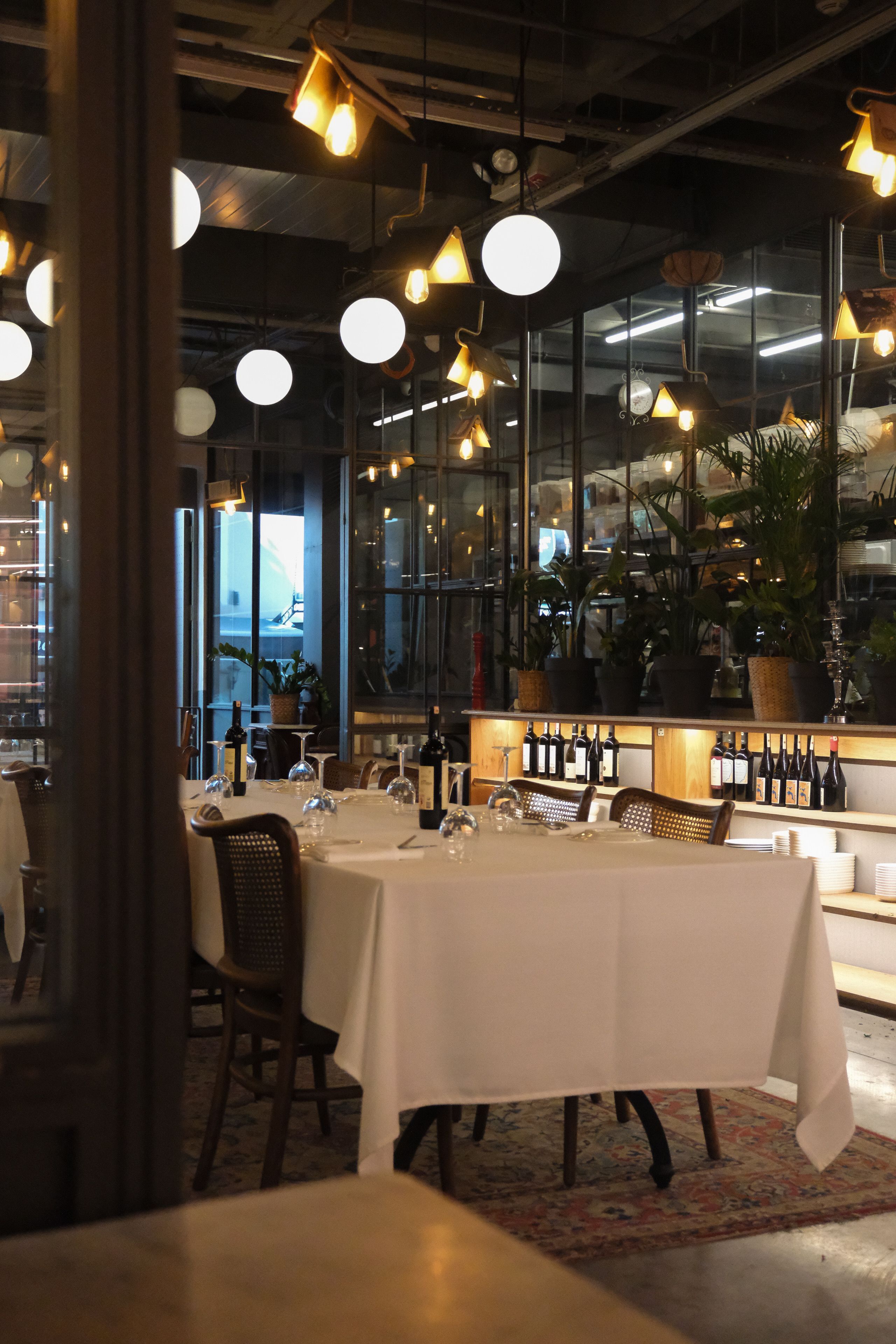Why These West Coast Dinner Spots Stand Out