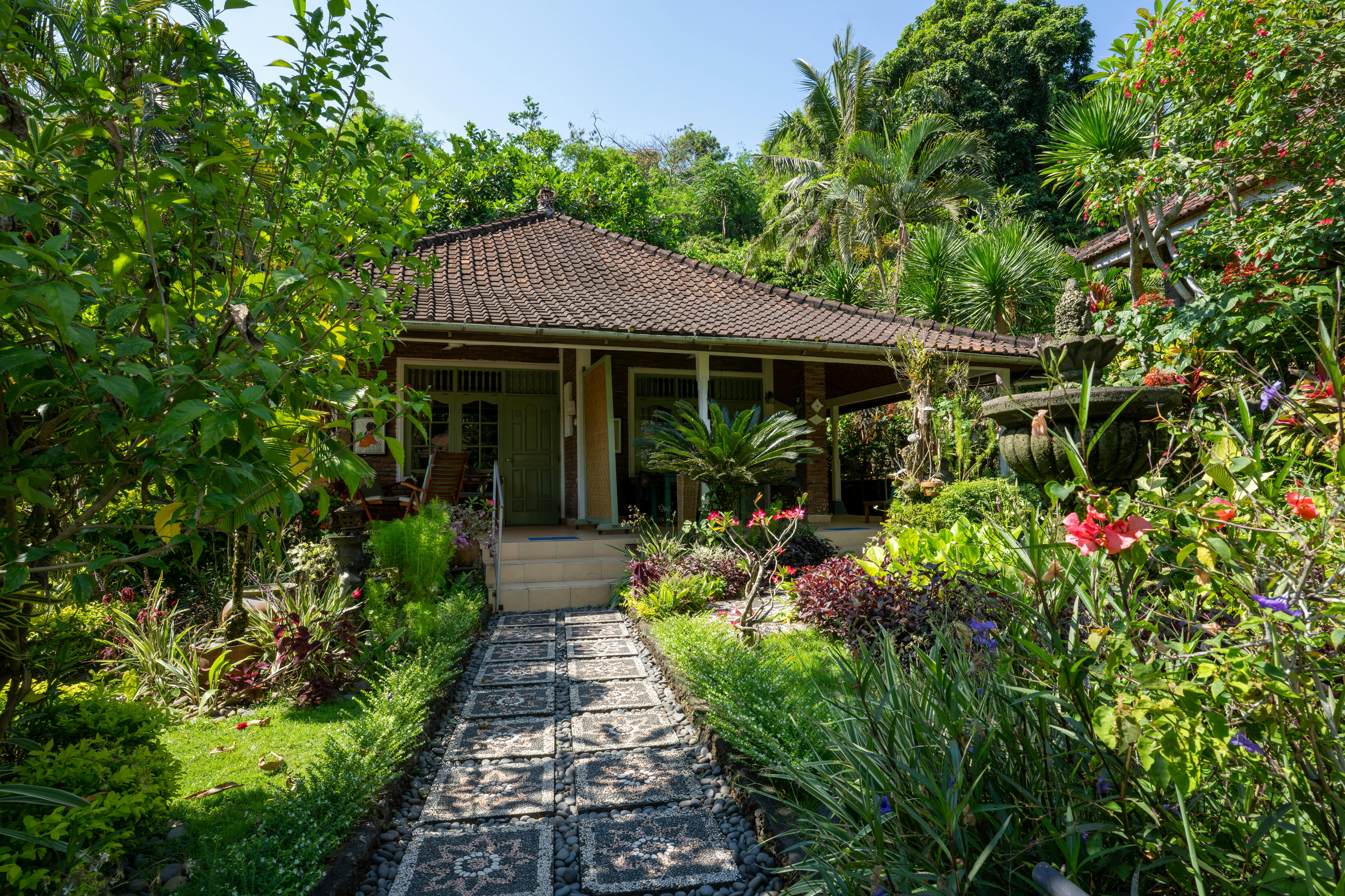 Sustainable Living Hacks for a Greener Future