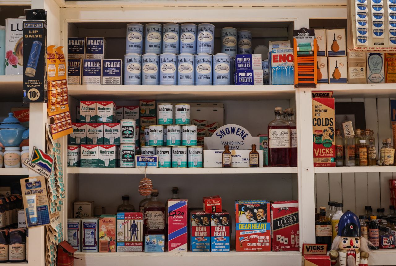 Storage & moves to storage Salcombe — removals work in progress