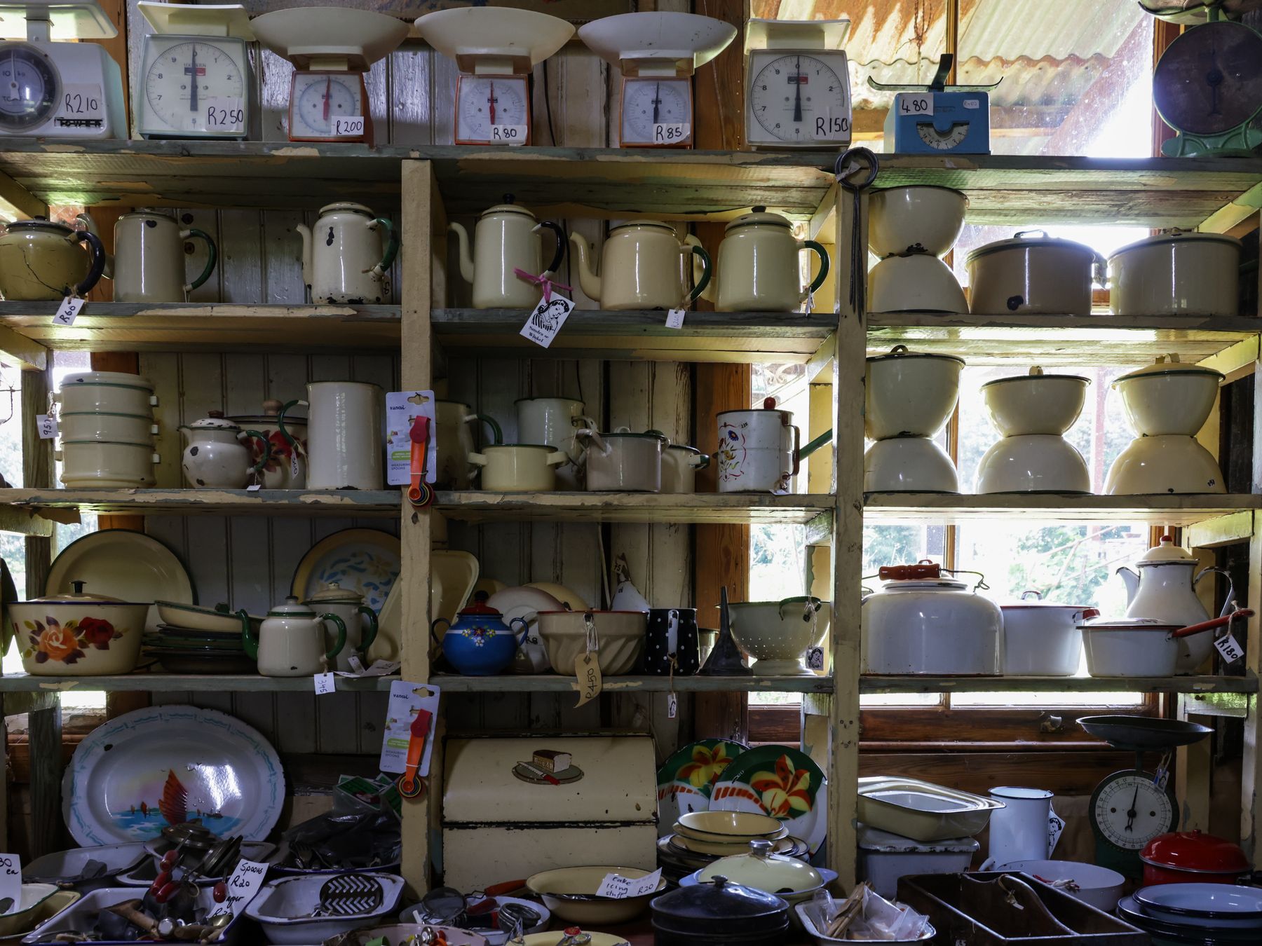Chinbrook — belongings being loaded for transport to storage