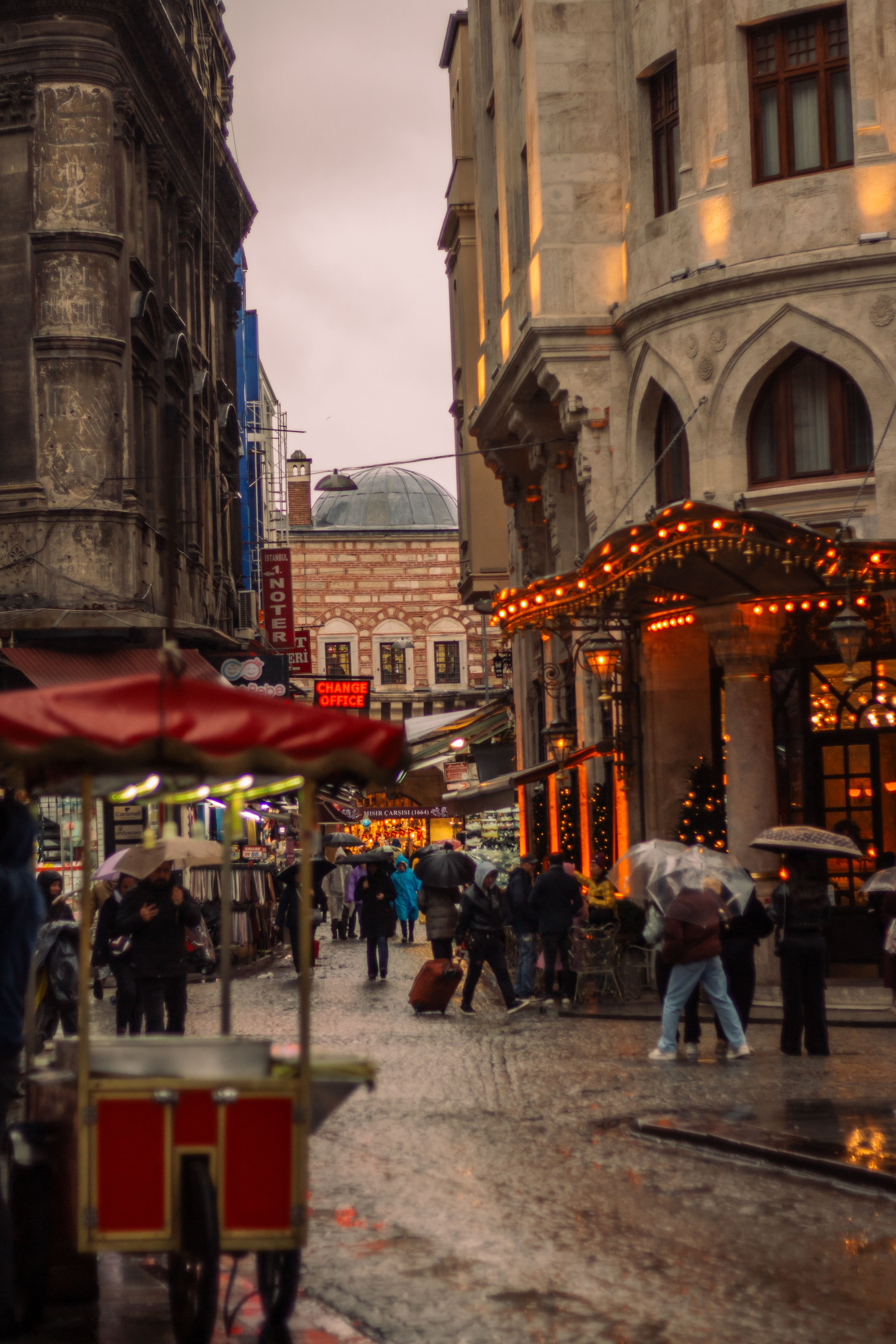 Charming Istanbul Street Scene with Historic Buildings · Free Stock Photo