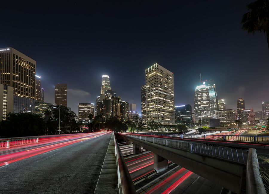 Los Angeles, USA — skyline and landmarks · stay connected with a Los Angeles eSIM from My Holiday SIM