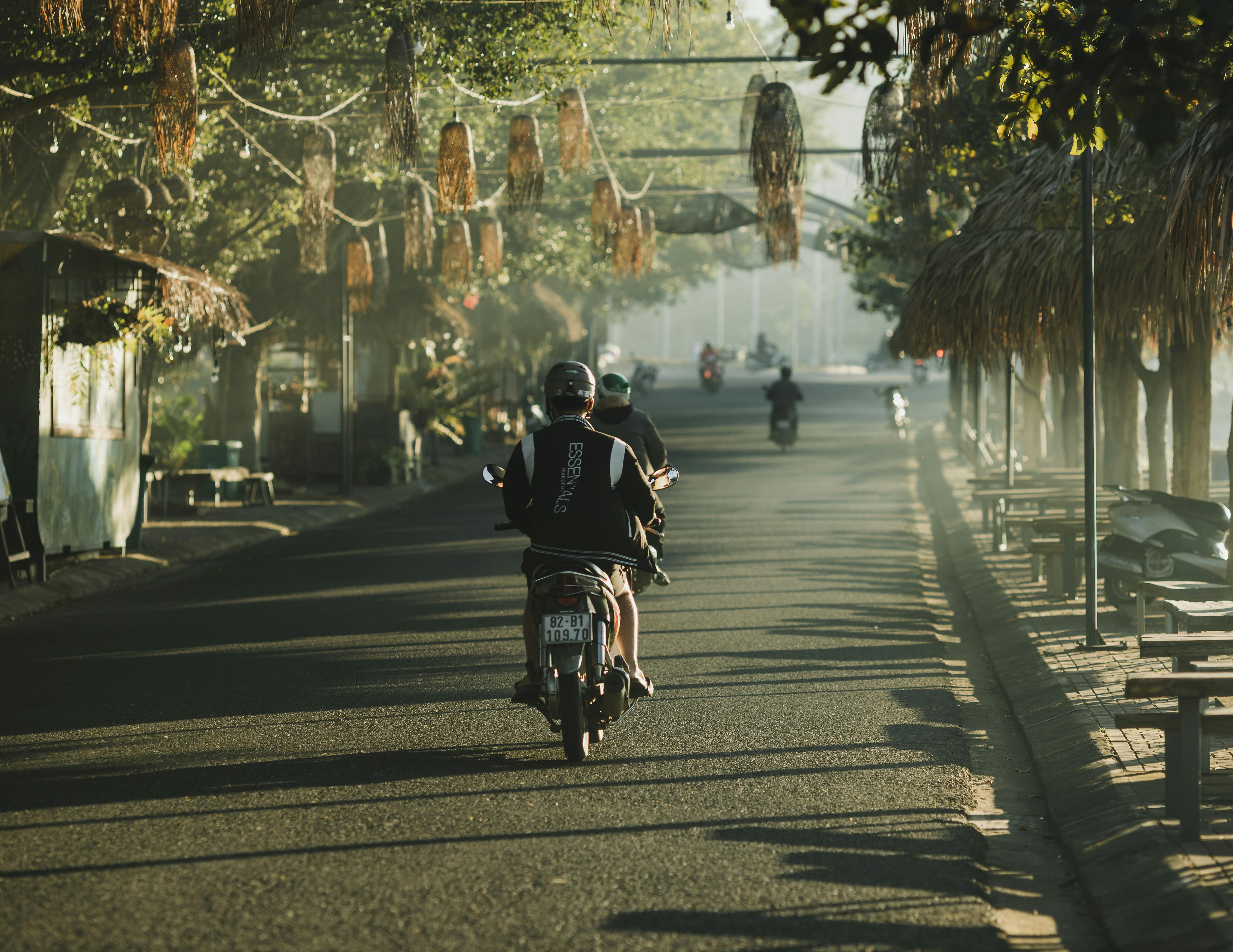 general lifestyle — Photo by Thái Trường Giang on Pexels