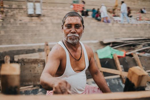 Silk weaving workshop — Varanasi