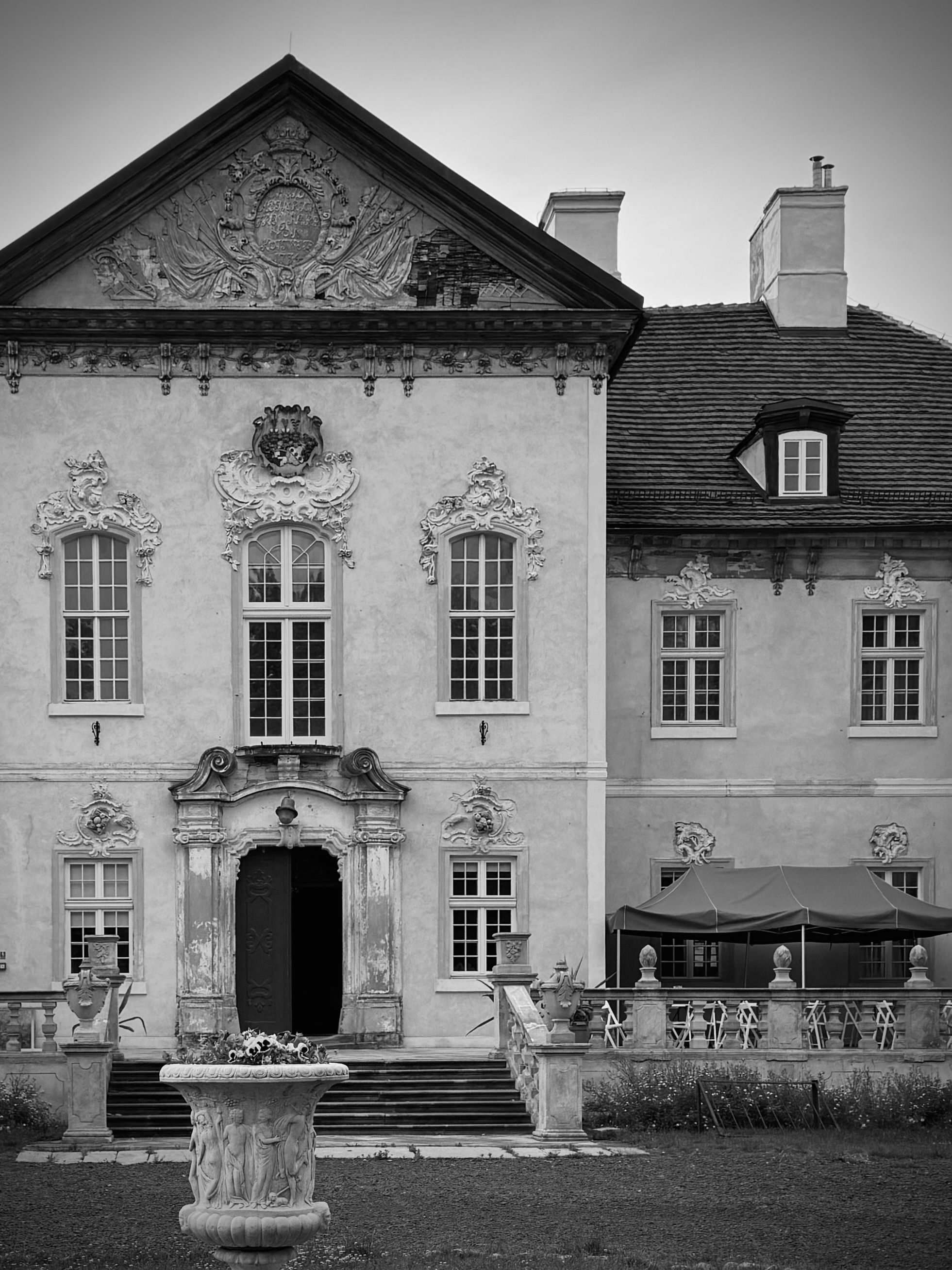 Séjourner dans des hôtels historiques en Europe : un voyage dans le temps 