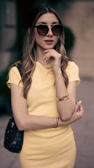 buttery yellow knit dress and gold jewellery, a warm weather staple 💛
#styleinspo #yellow #dress #sunglasses