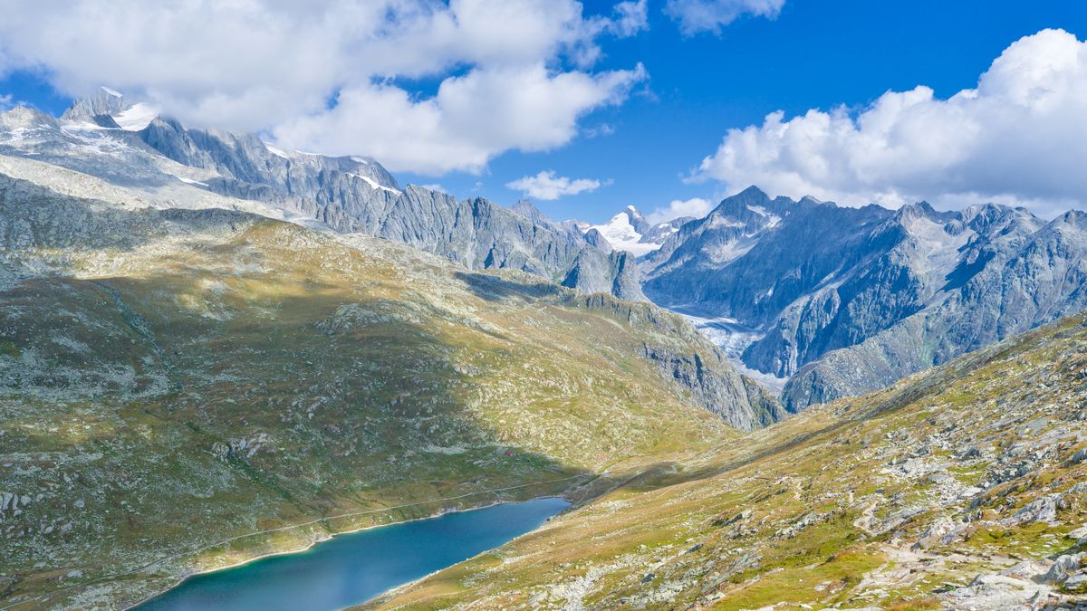 Dolu Dolu Bernina Express ile İsviçre Alpleri Como & Lugano Gölü Rotası