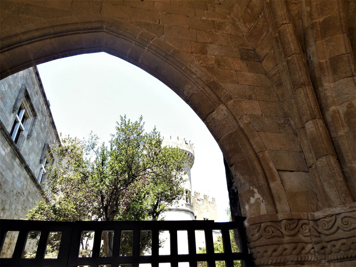 Unde te cazezi în Rodos - ghid pe zone